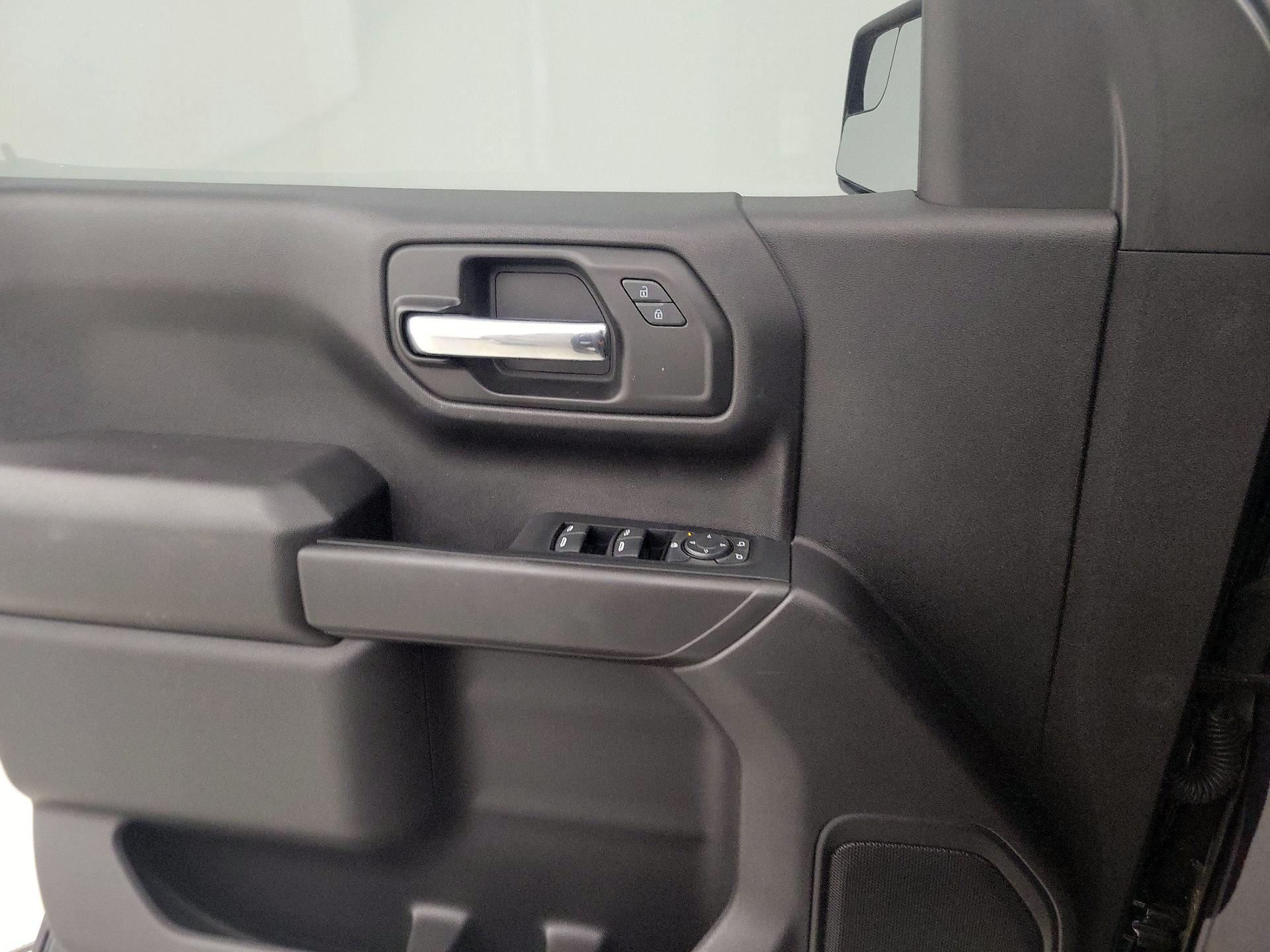 Thumbnail: 2022 Chevrolet Silverado 1500 - 12