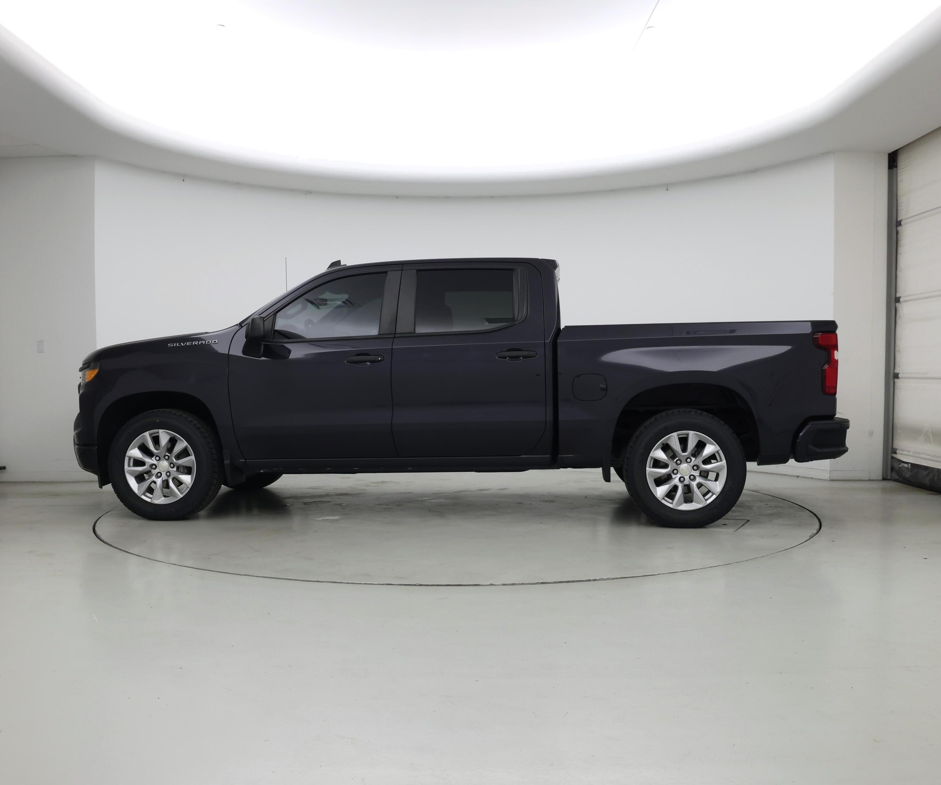 Thumbnail: 2022 Chevrolet Silverado 1500 - 3