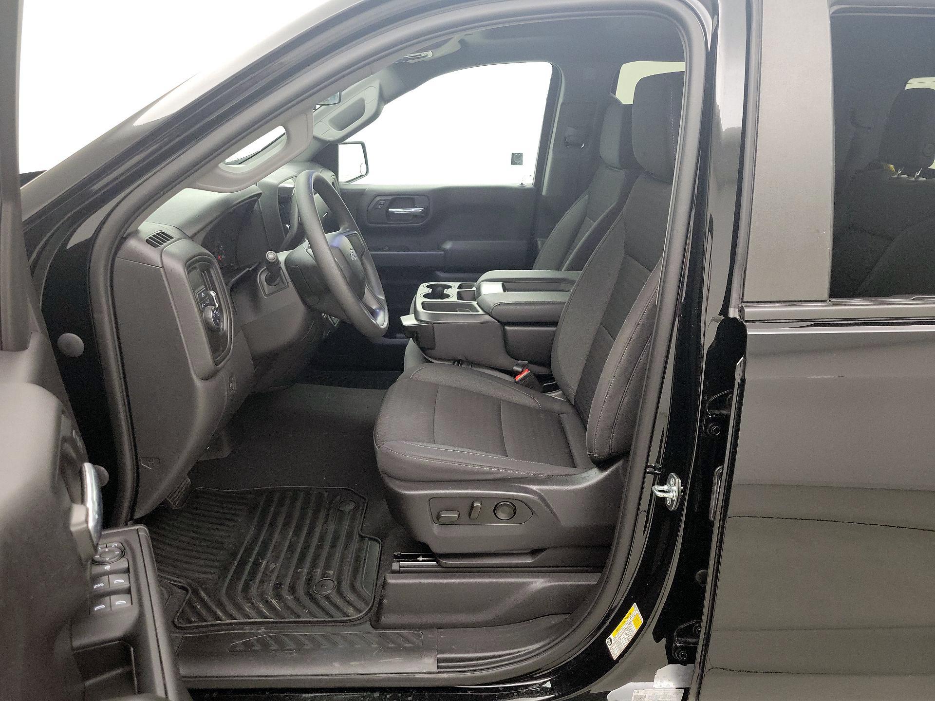 Thumbnail: 2023 Chevrolet Silverado 1500 - 11