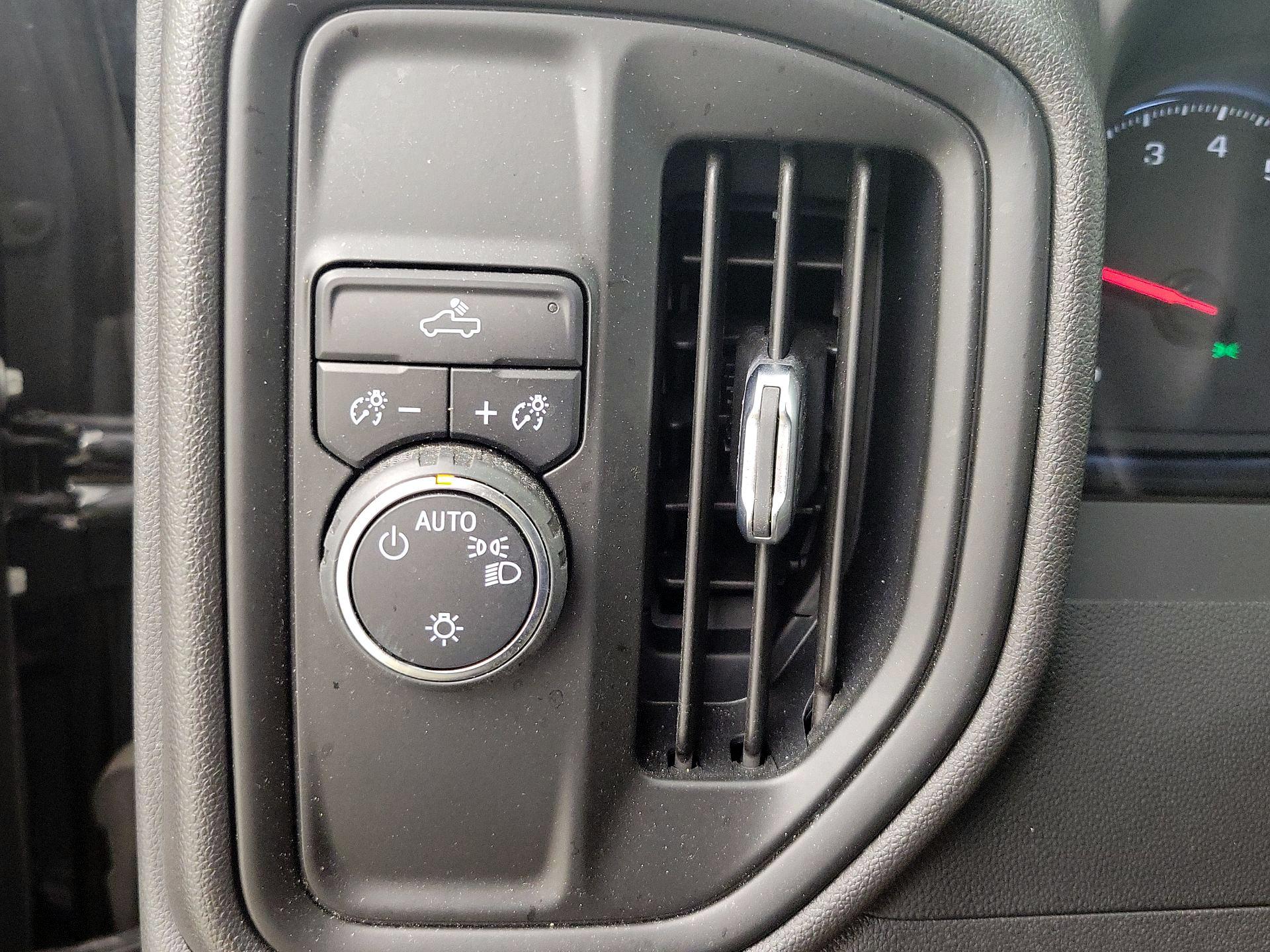 Thumbnail: 2023 Chevrolet Silverado 1500 - 13