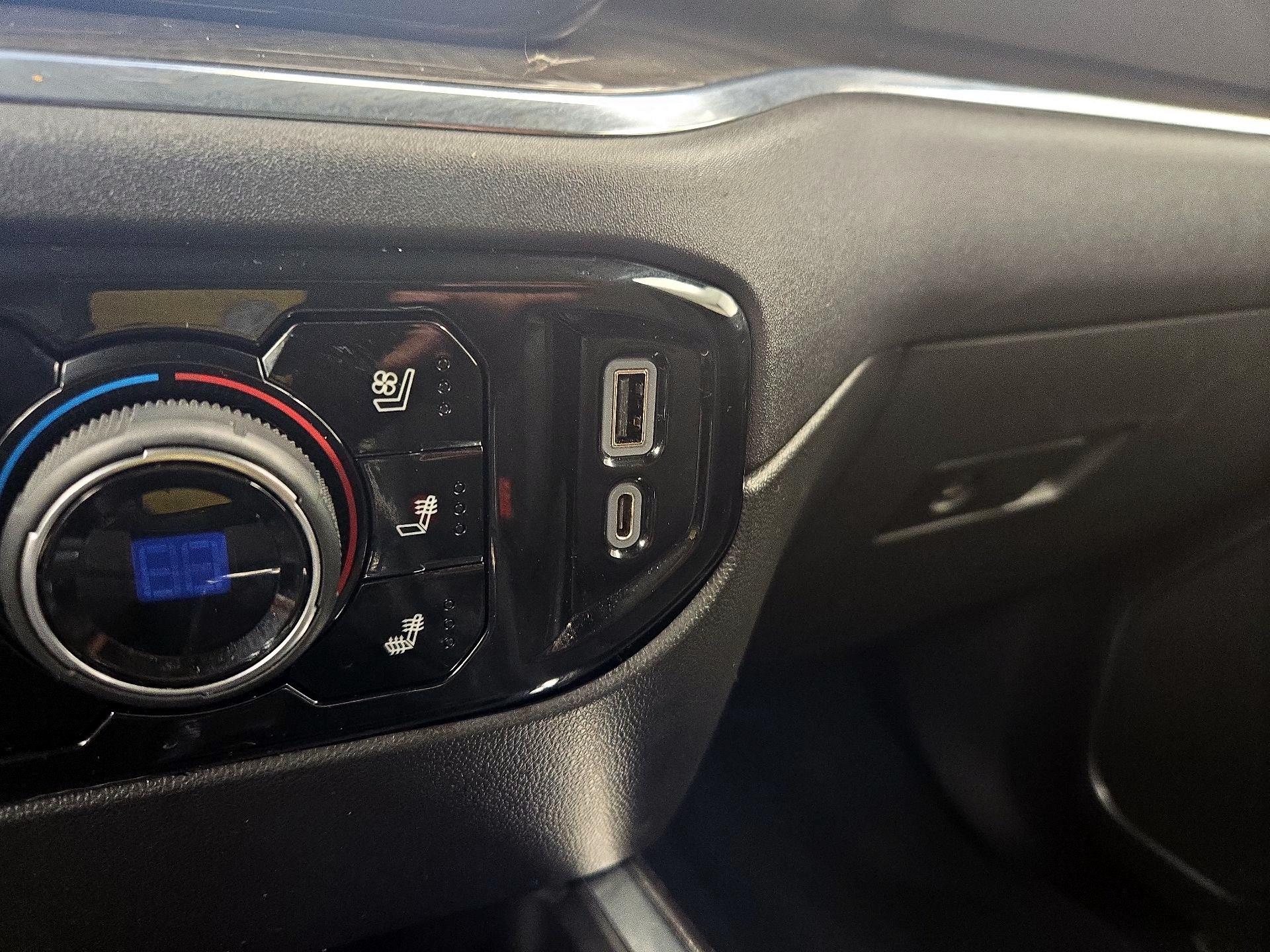 Thumbnail: 2022 Chevrolet Silverado 1500 - 19