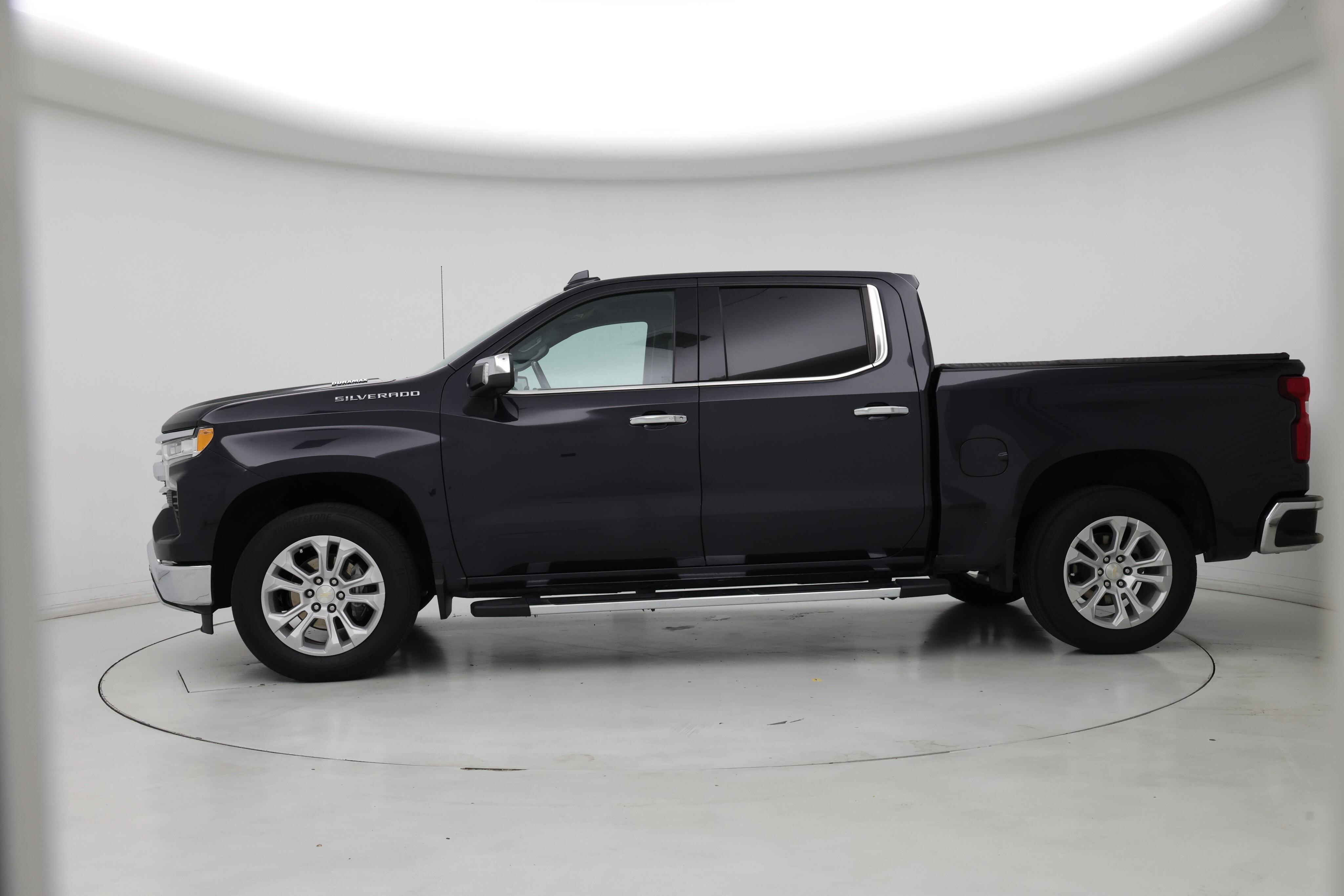 Thumbnail: 2022 Chevrolet Silverado 1500 - 3