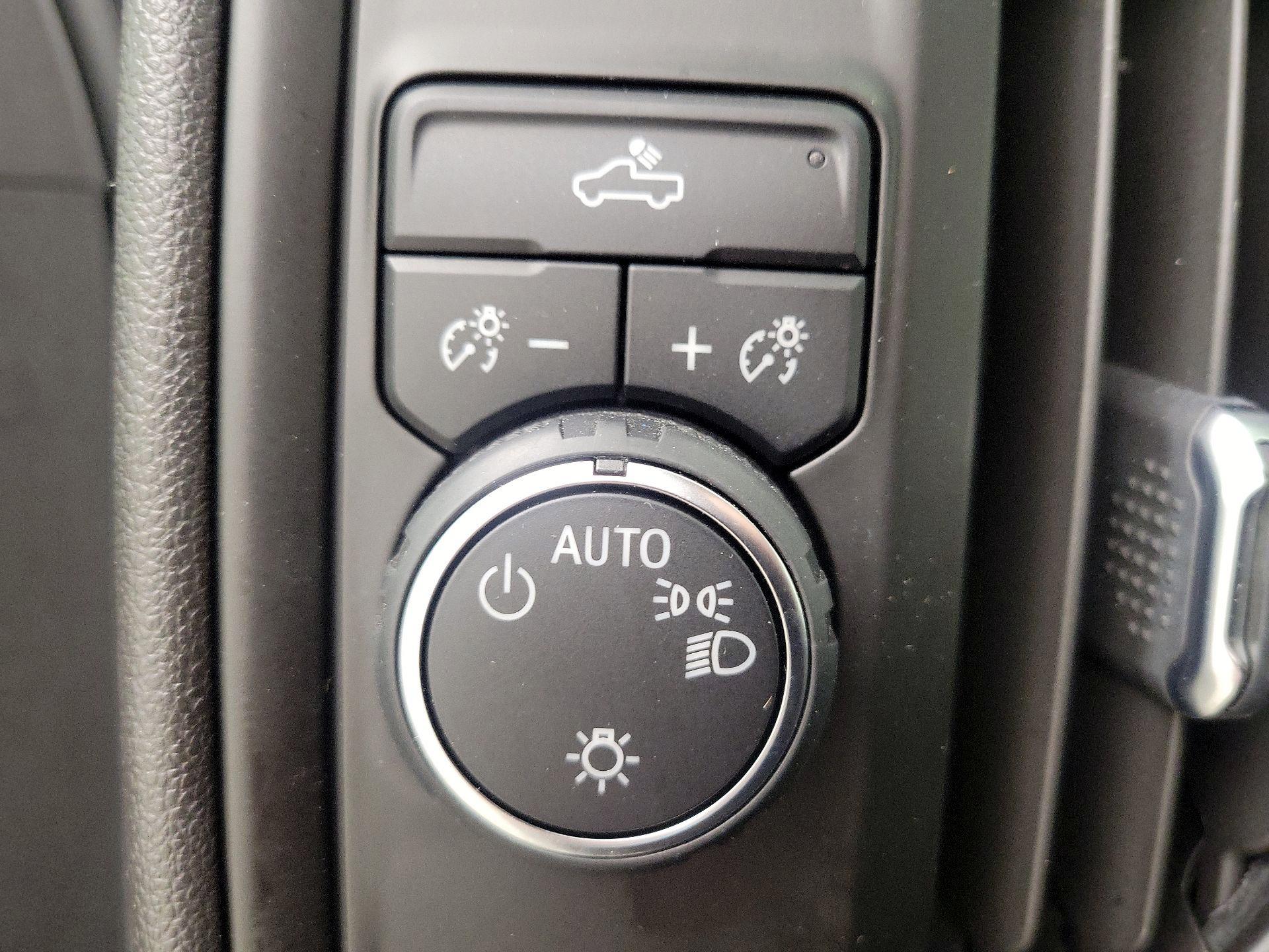 Thumbnail: 2023 Chevrolet Silverado 1500 - 13