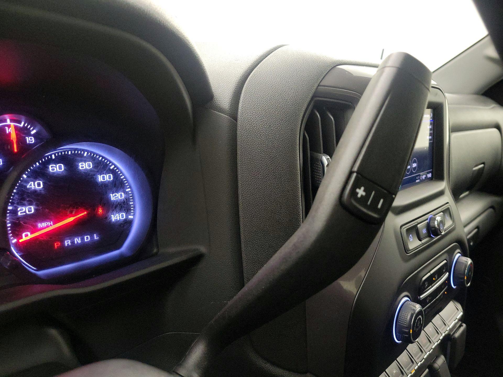 Thumbnail: 2023 Chevrolet Silverado 1500 - 17