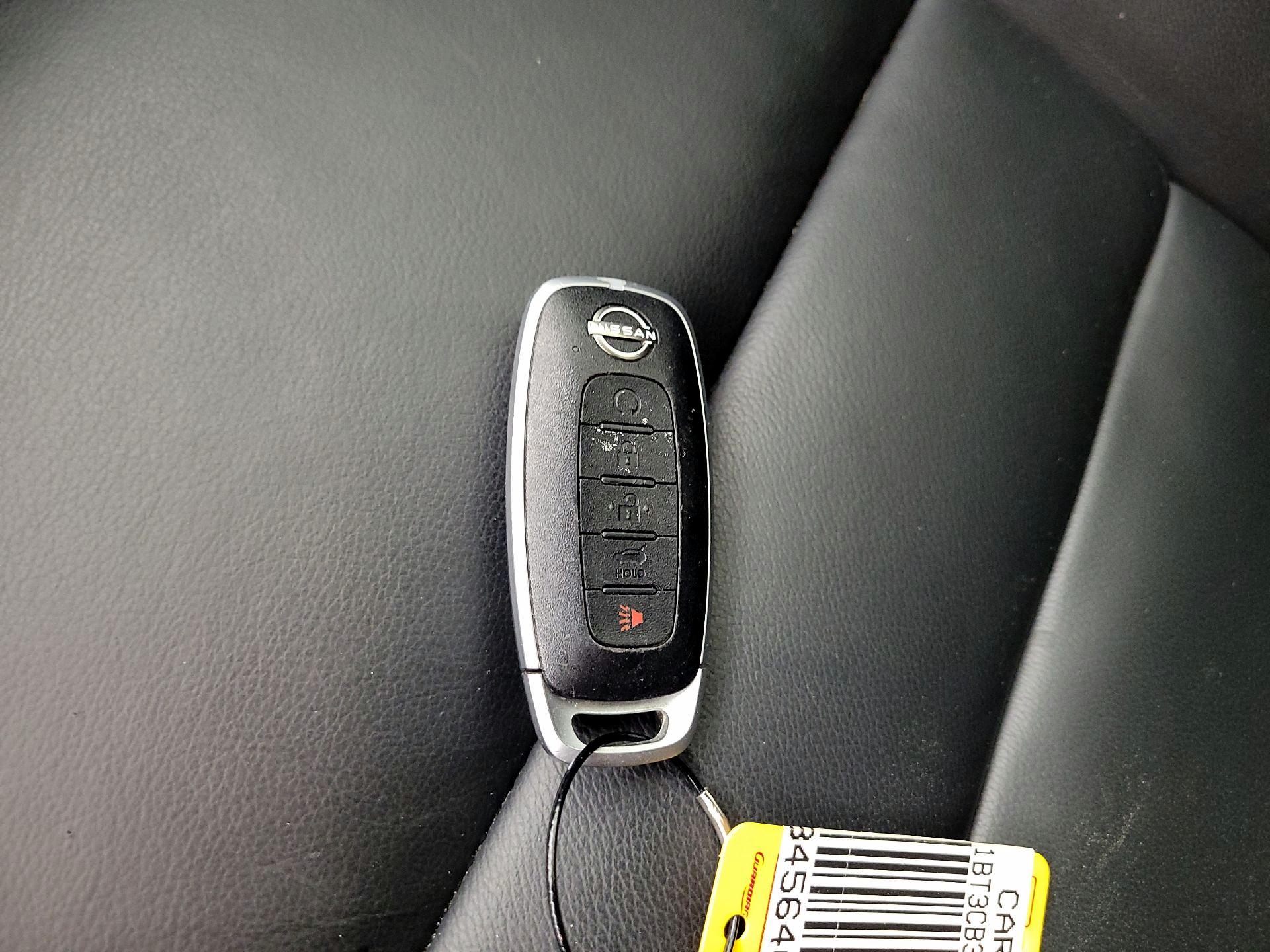 Thumbnail: 2023 Nissan Rogue - 20