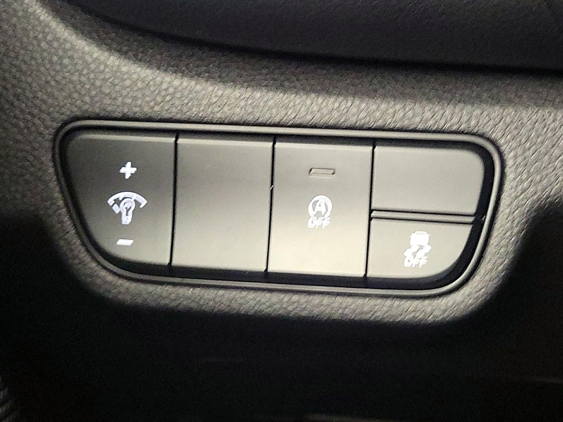 Thumbnail: 2024 Kia Seltos - 13