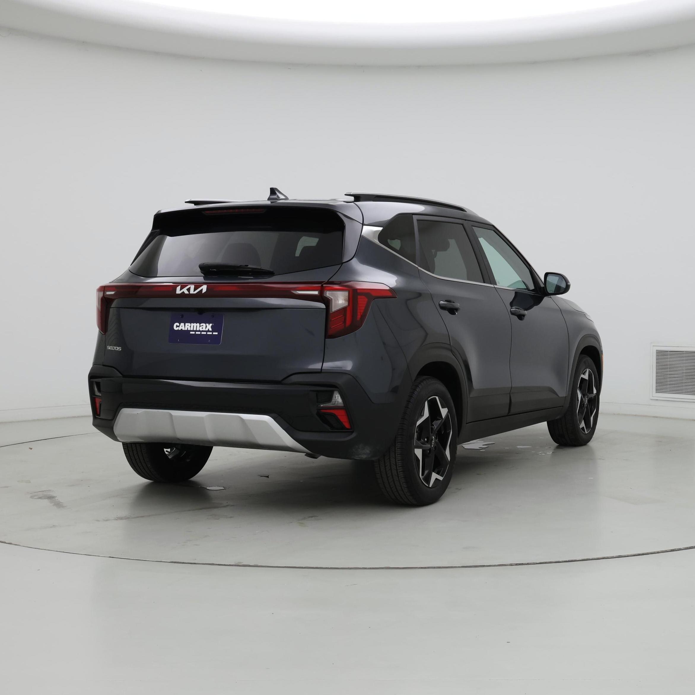 Thumbnail: 2024 Kia Seltos - 8