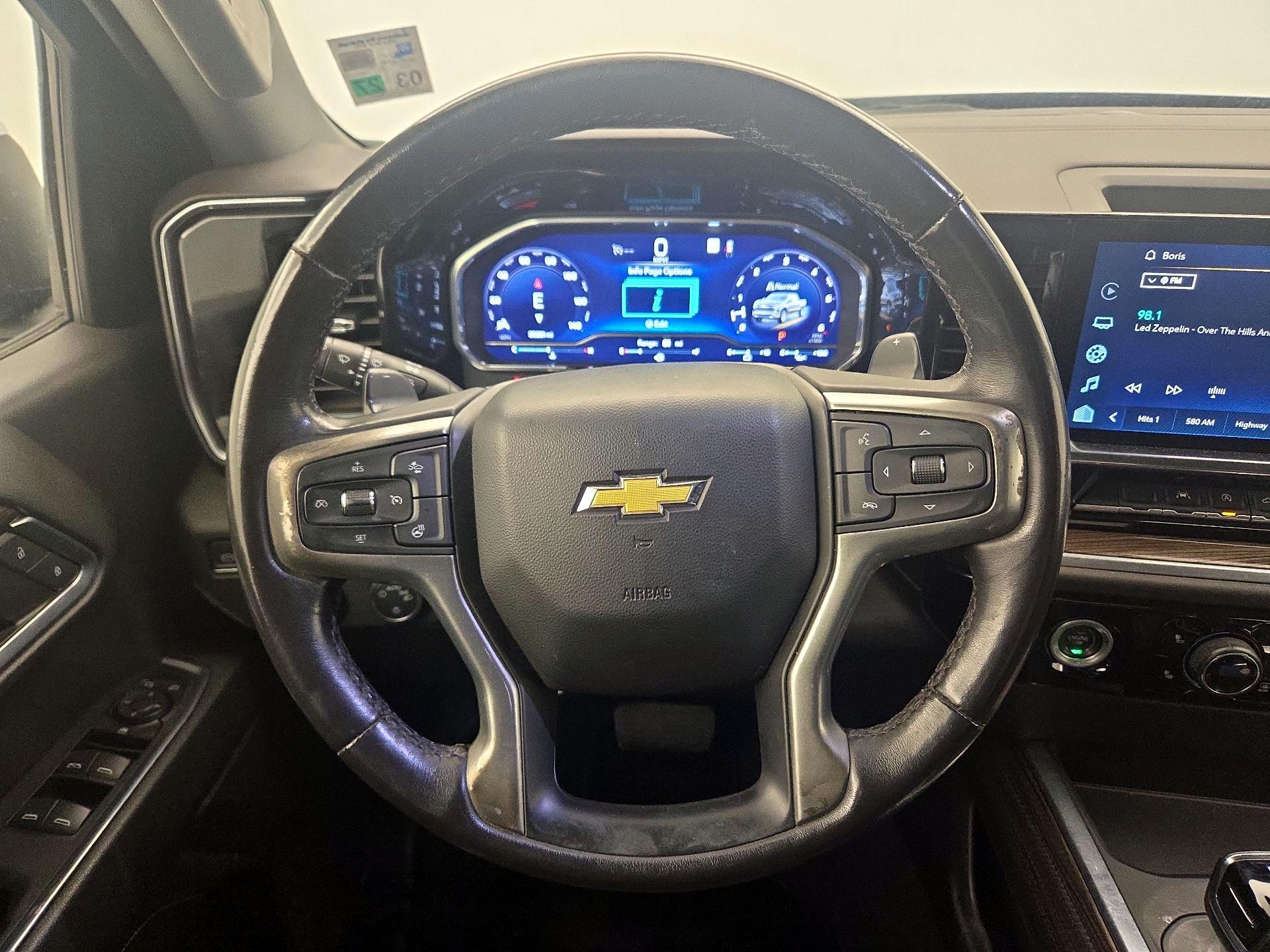 Thumbnail: 2022 Chevrolet Silverado 1500 - 10