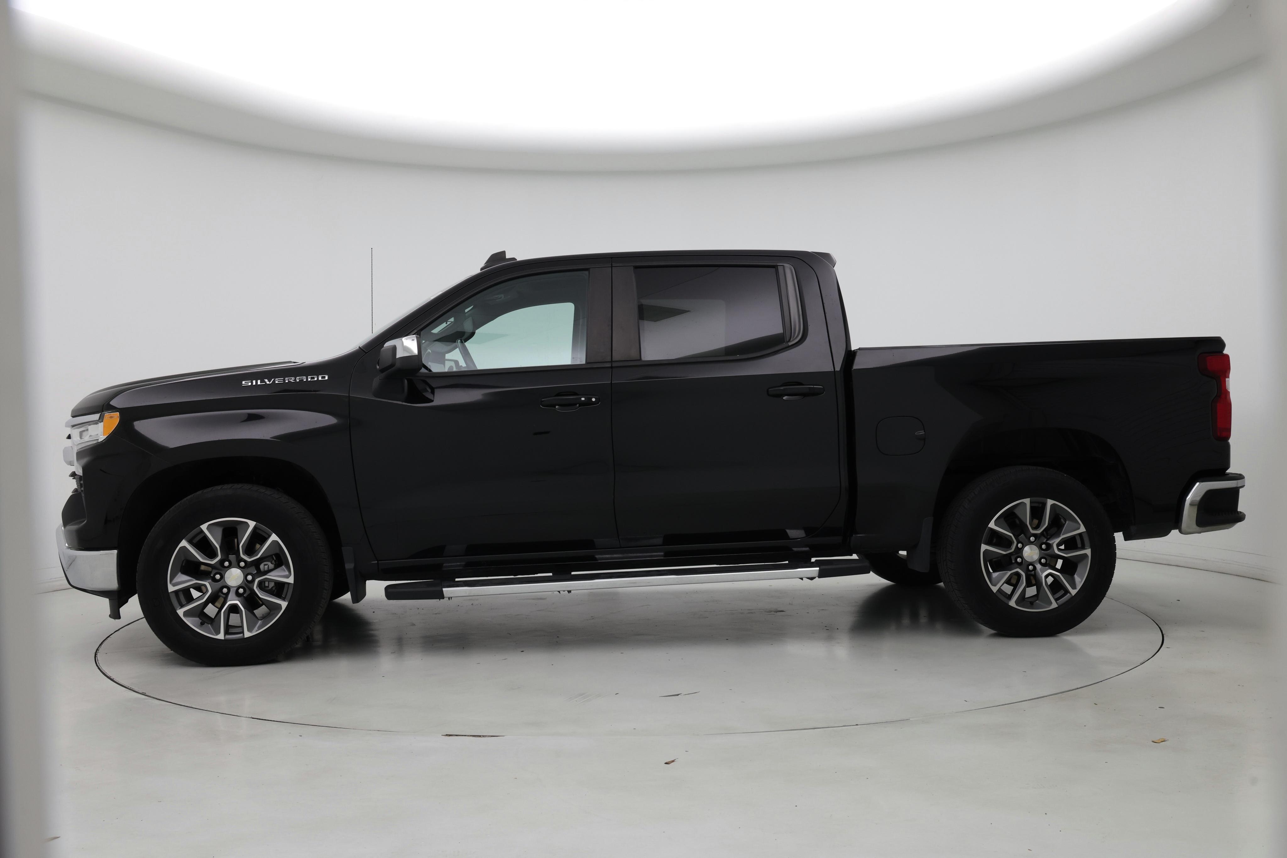 Thumbnail: 2022 Chevrolet Silverado 1500 - 3