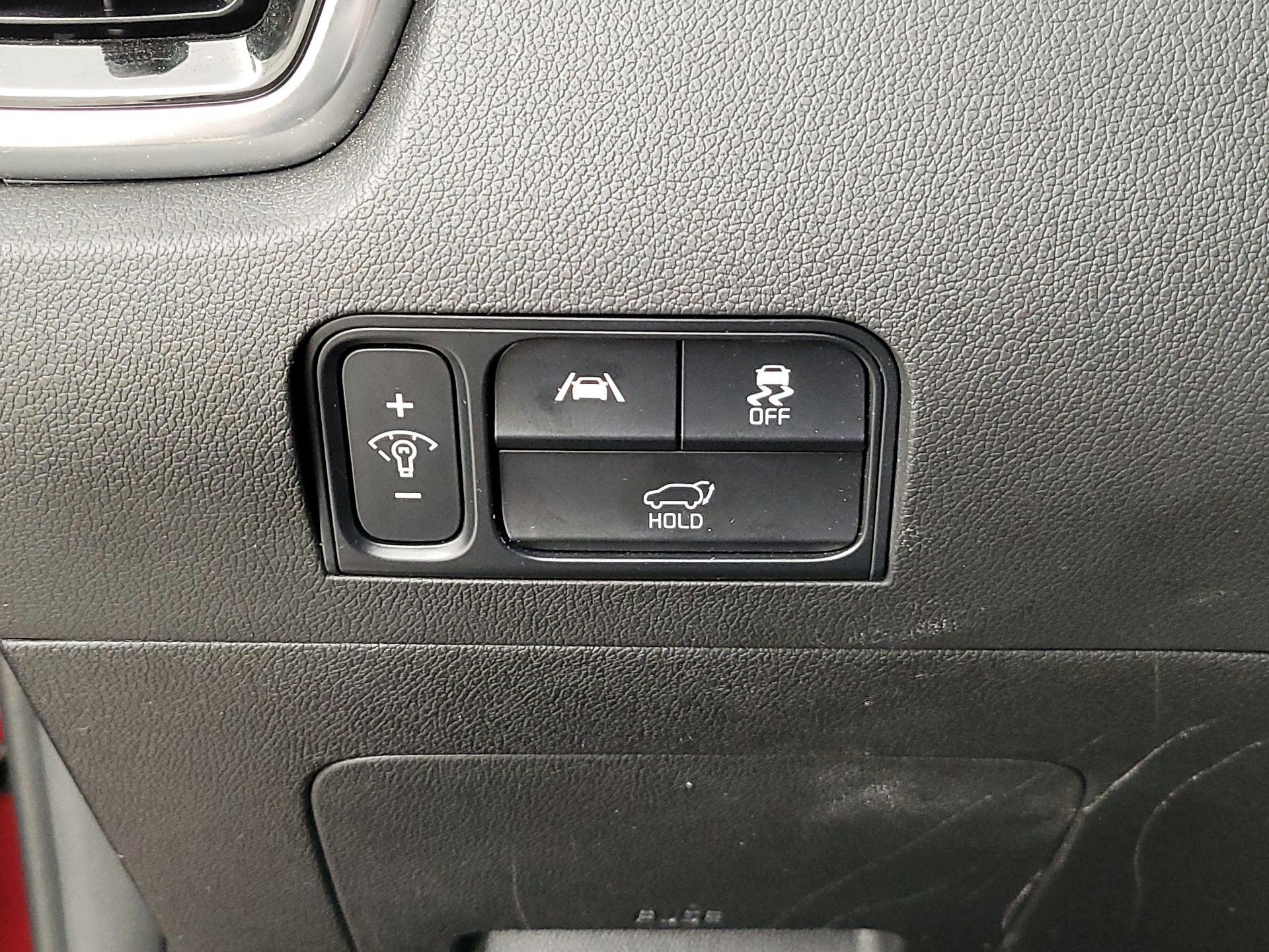 Thumbnail: 2023 Kia Sorento - 13