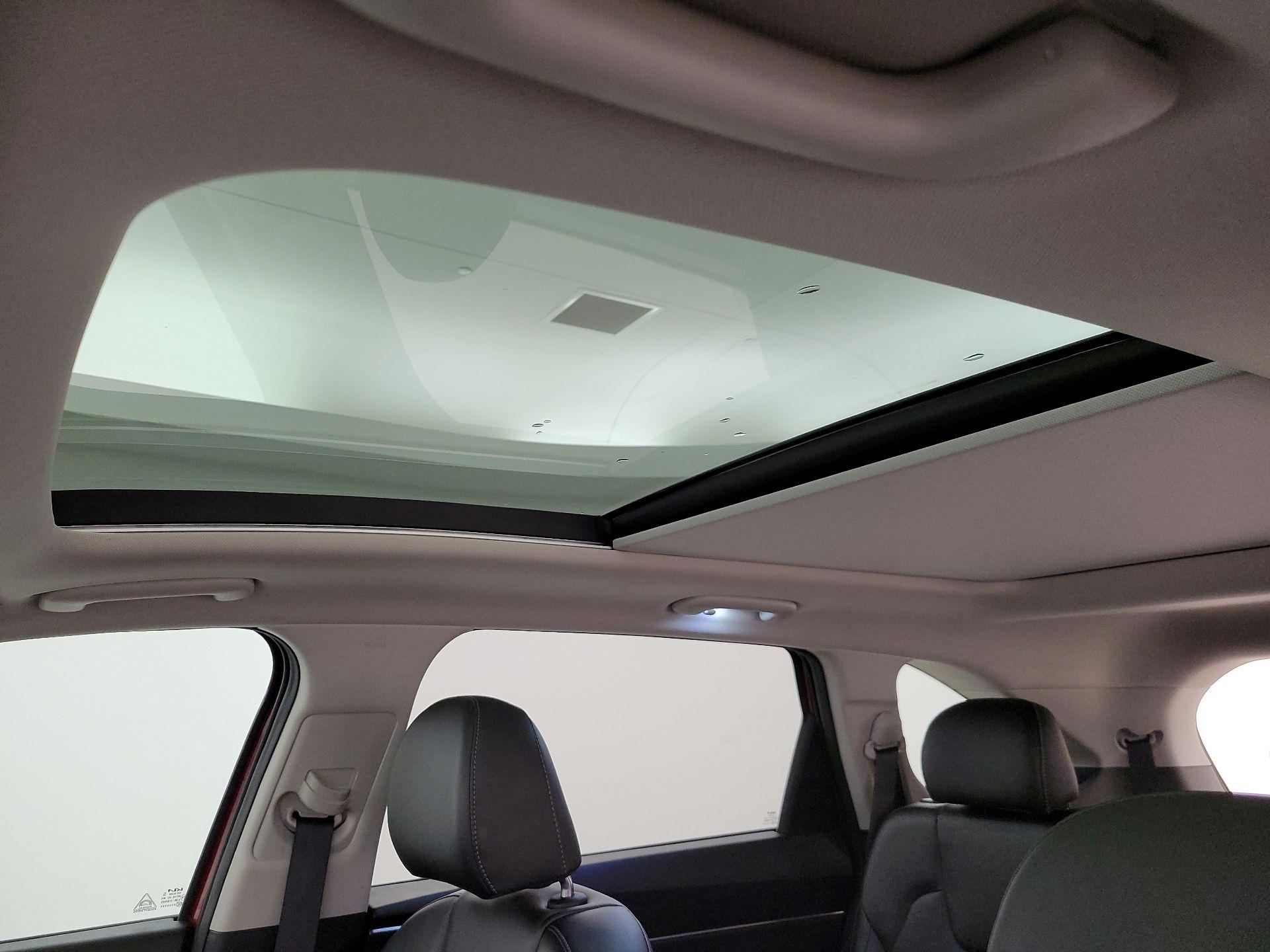 Thumbnail: 2023 Kia Sorento - 20