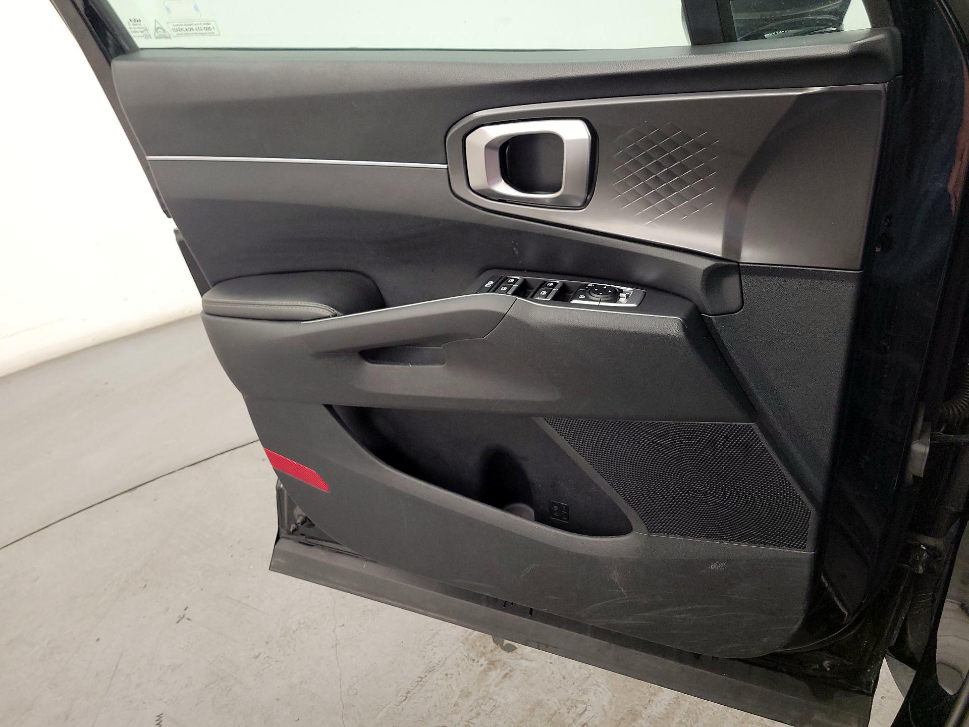 Thumbnail: 2024 Kia Sorento - 12