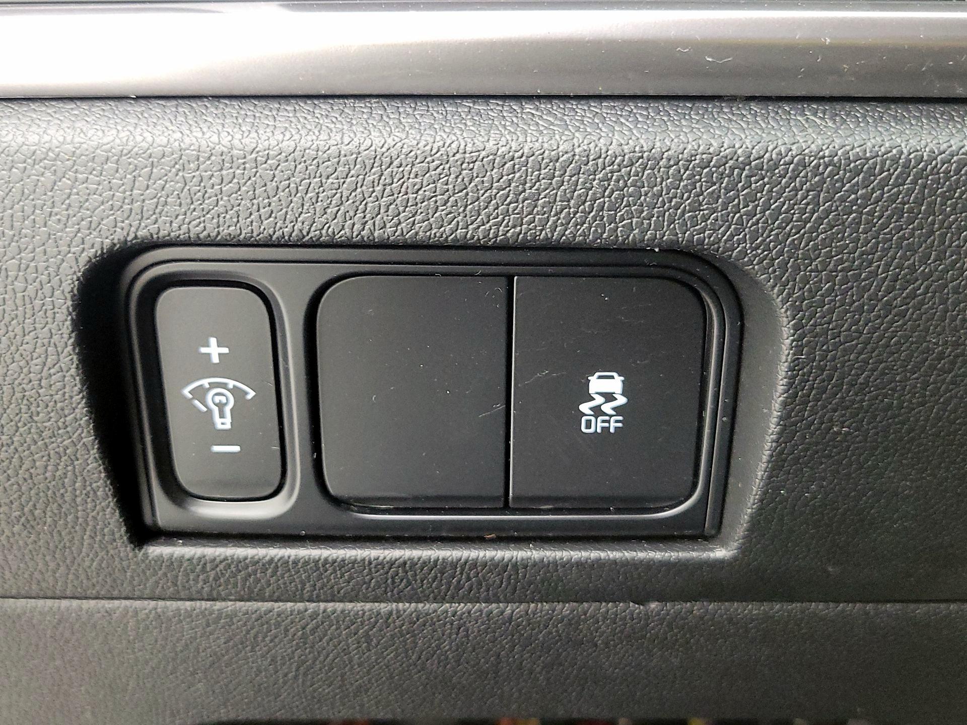 Thumbnail: 2025 Kia Sorento - 13