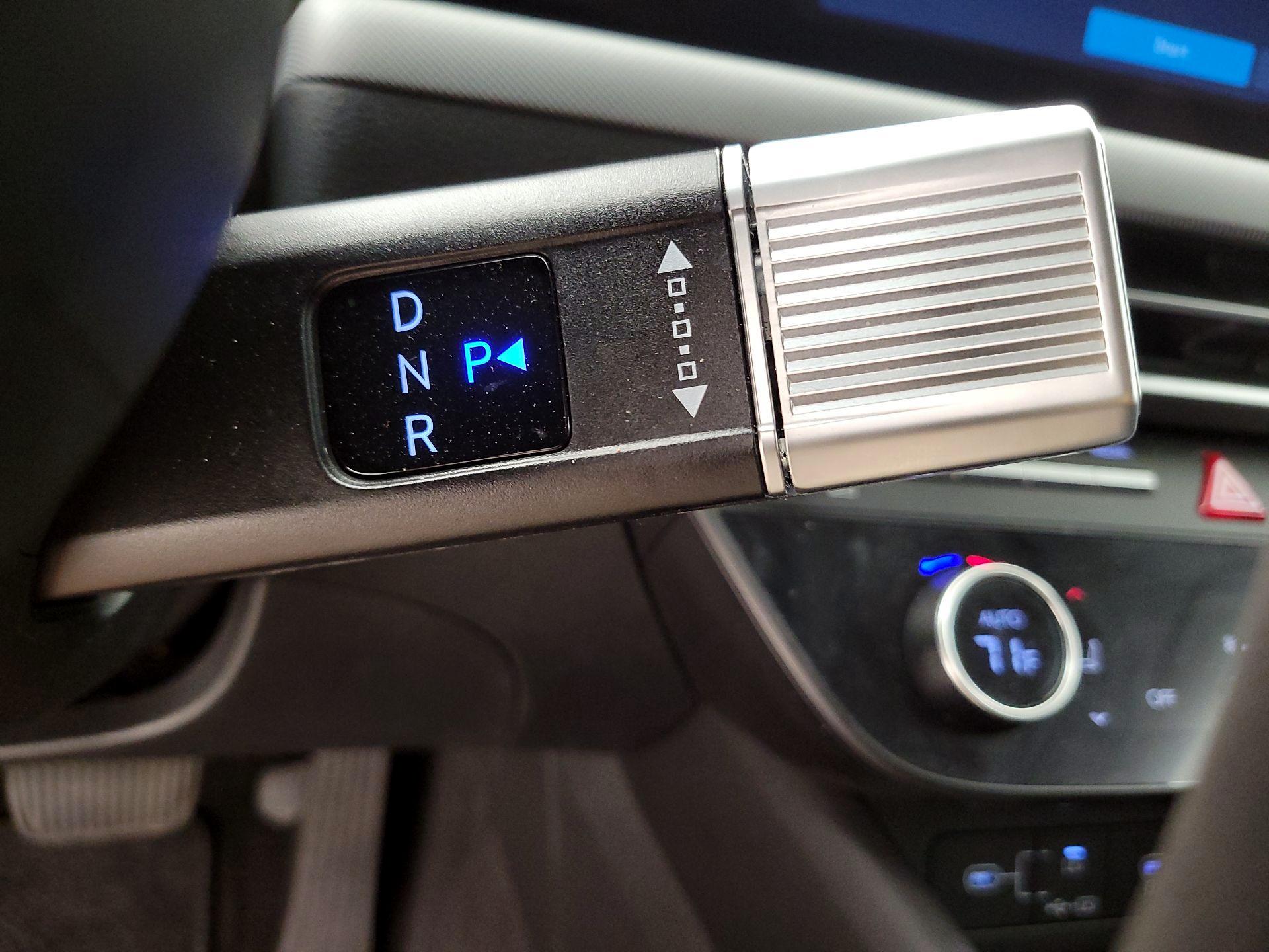 Thumbnail: 2024 Hyundai Sonata - 17