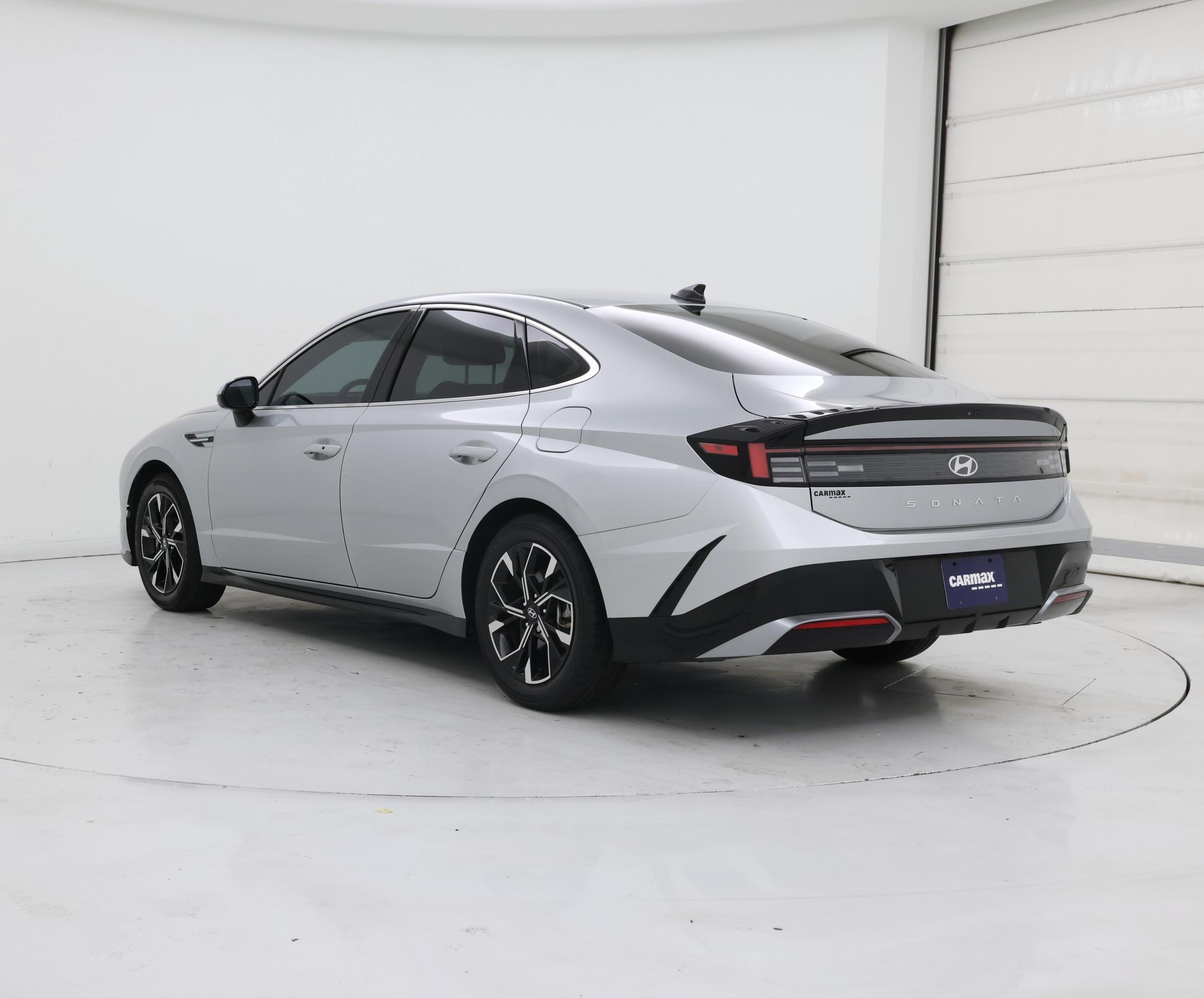 Thumbnail: 2024 Hyundai Sonata - 2