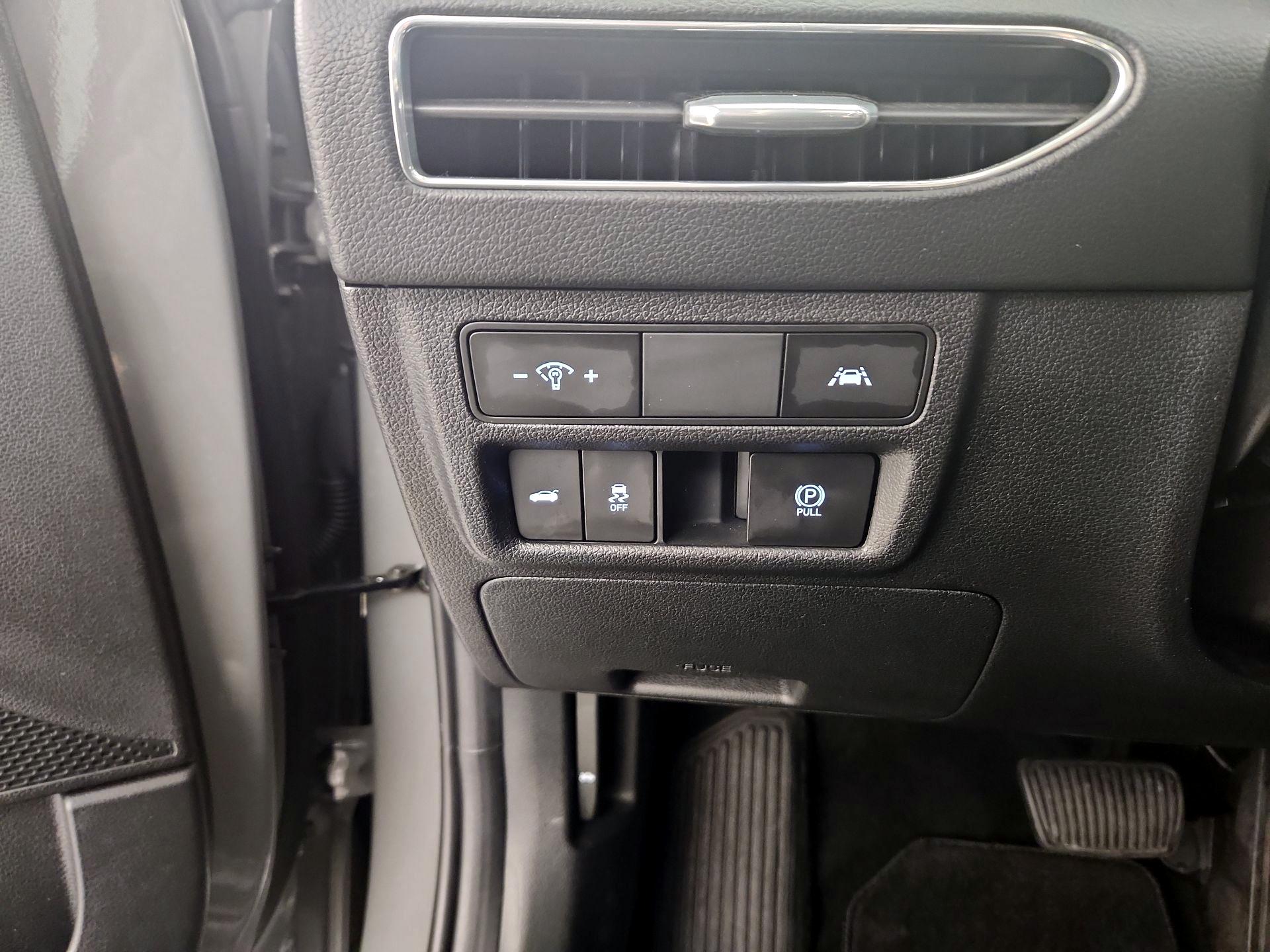 Thumbnail: 2023 Hyundai Sonata - 13