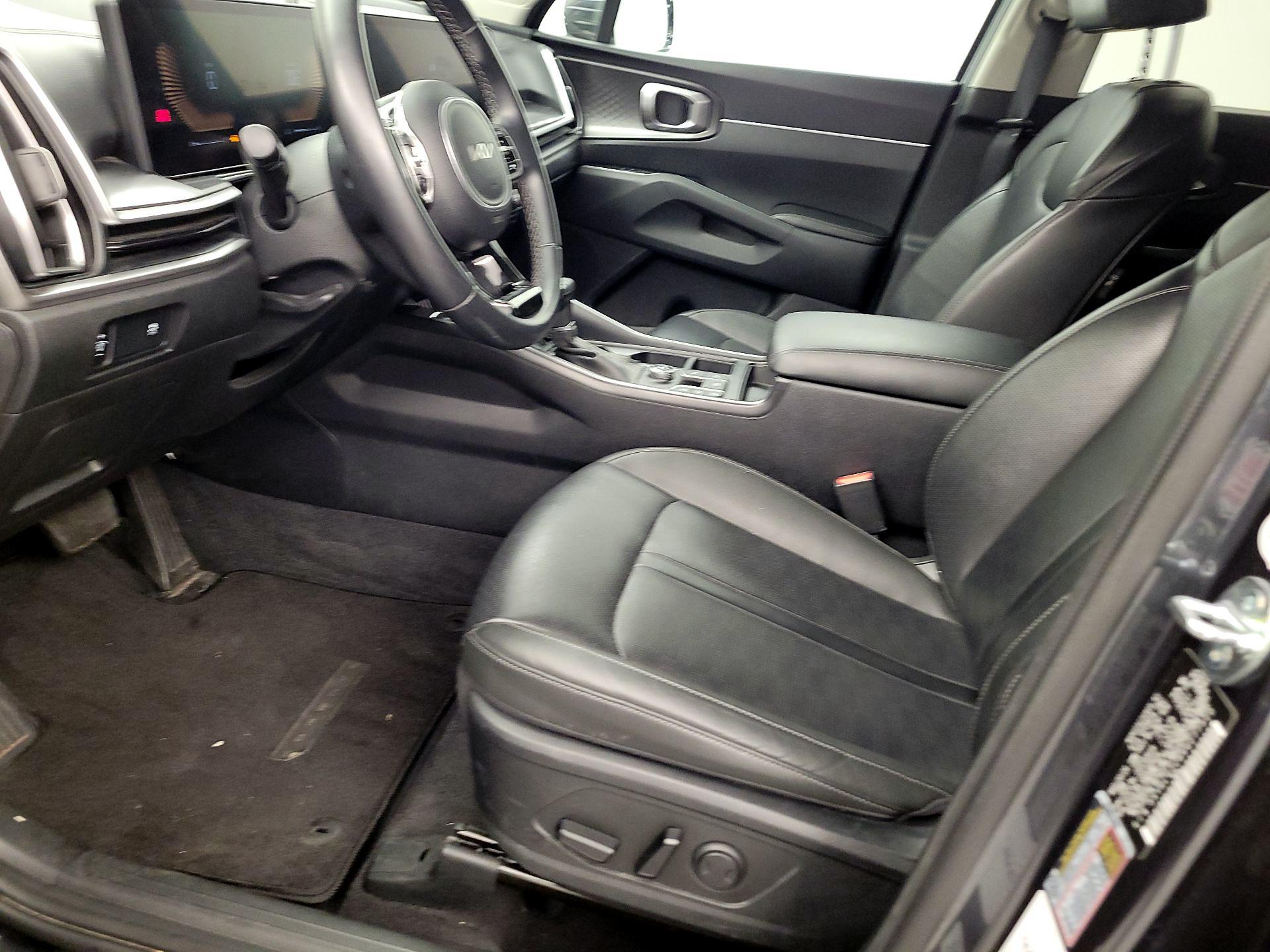 Thumbnail: 2024 Kia Sorento - 11