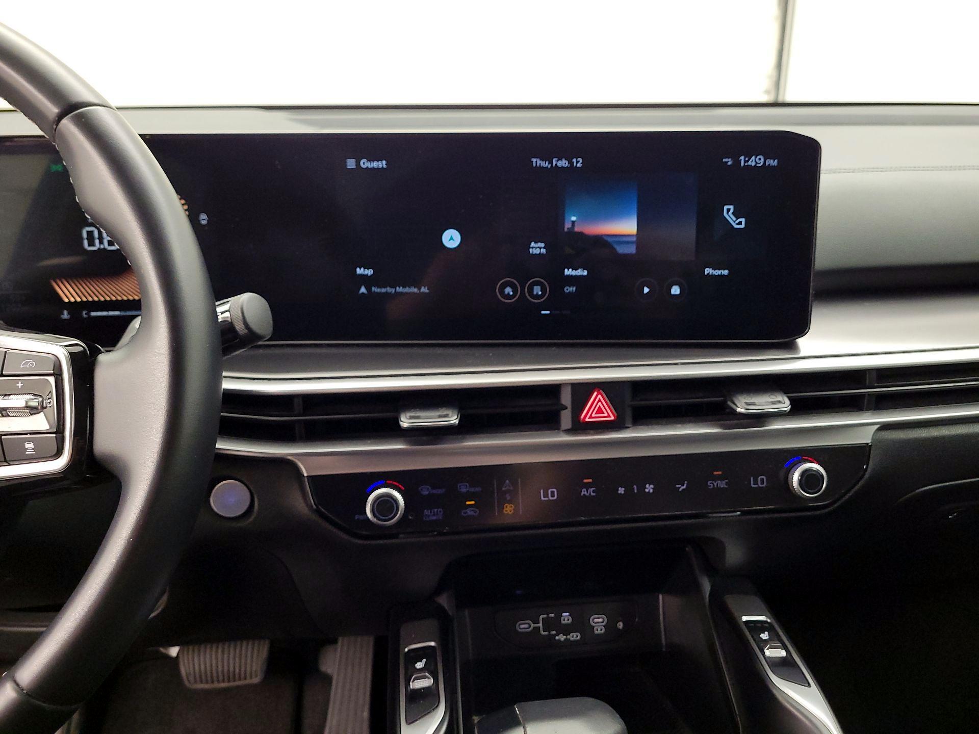 Thumbnail: 2024 Kia Sorento - 13