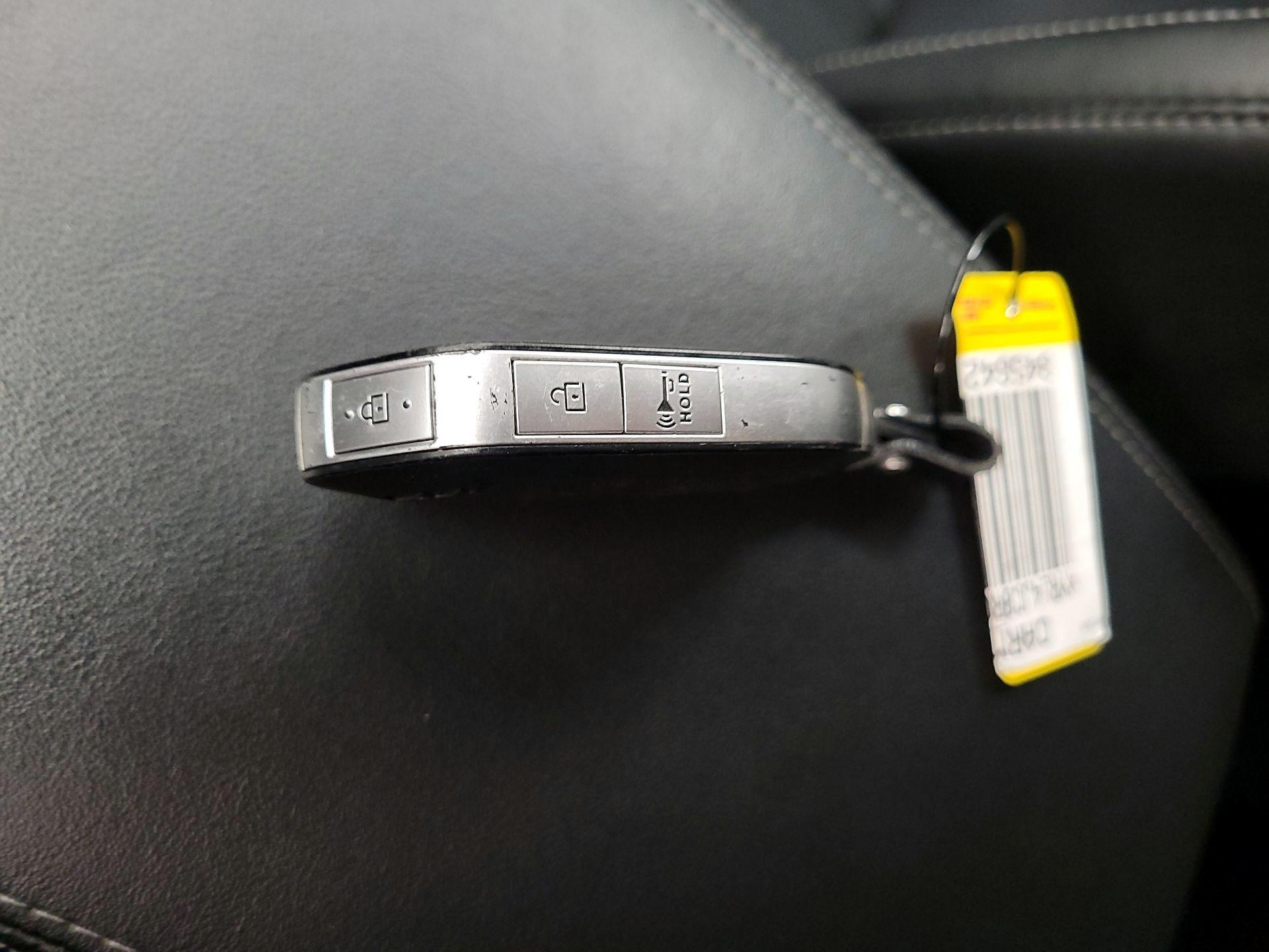 Thumbnail: 2024 Kia Sorento - 18