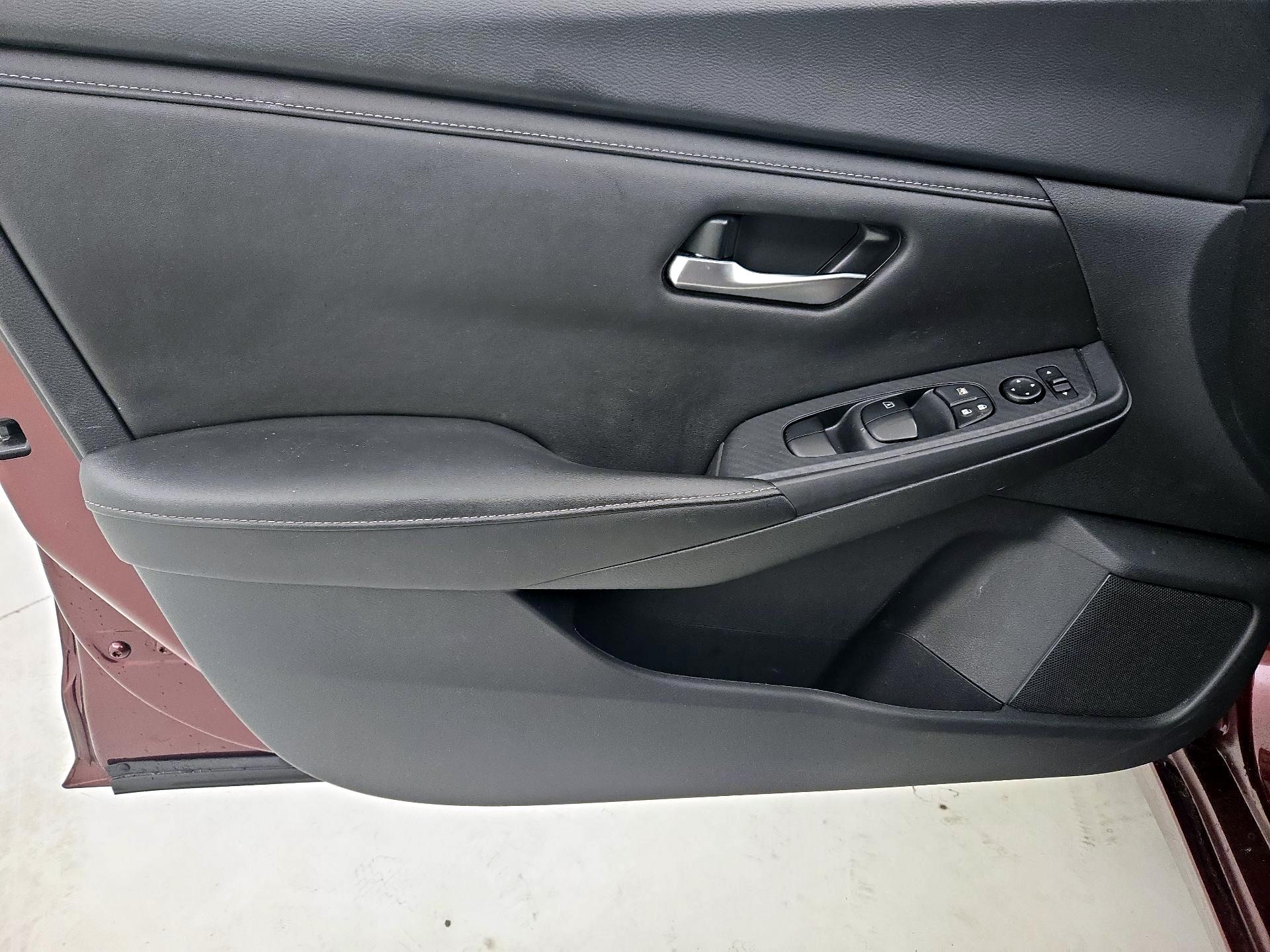 Thumbnail: 2024 Nissan Sentra - 12