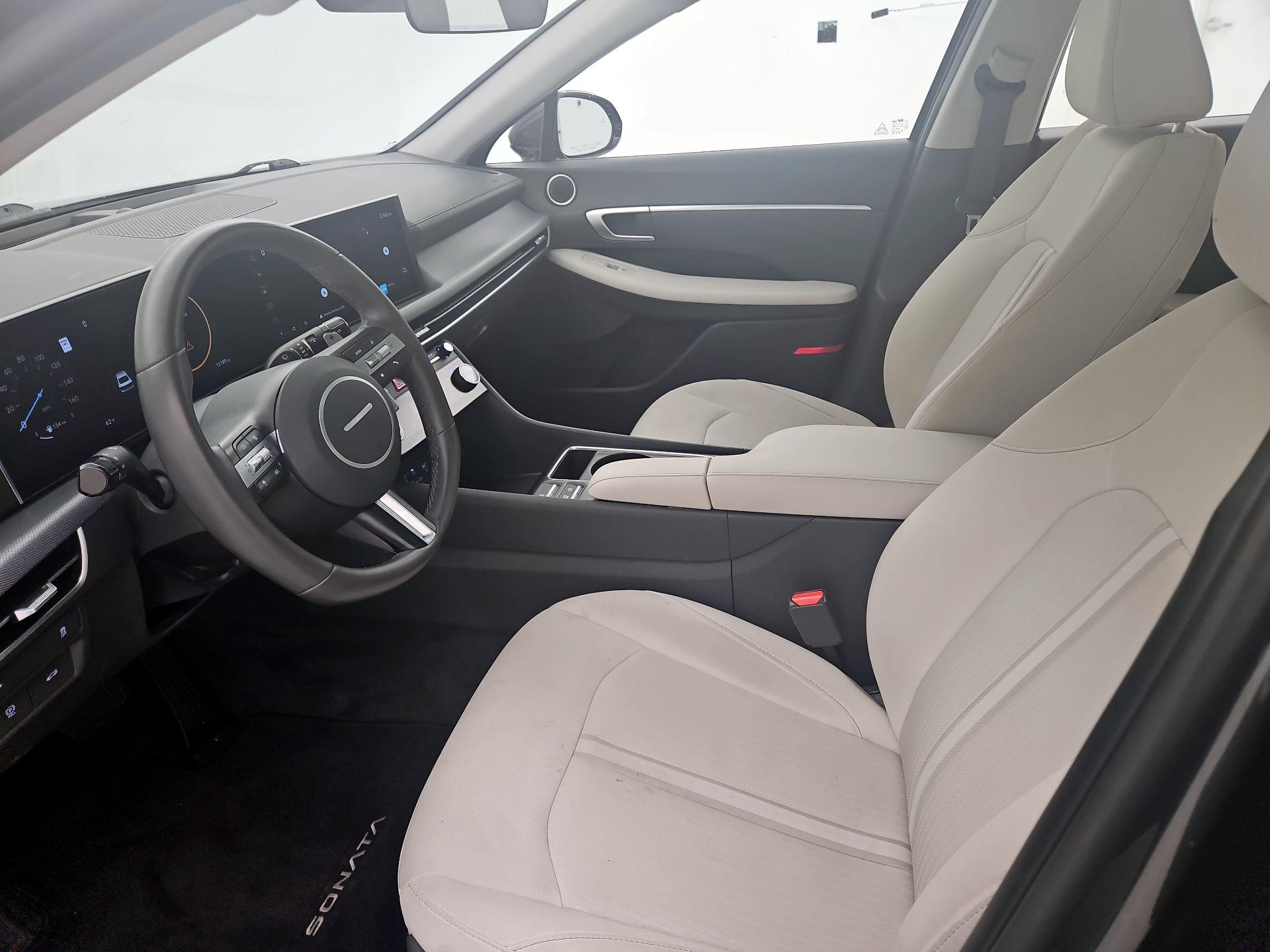 Thumbnail: 2024 Hyundai Sonata - 11