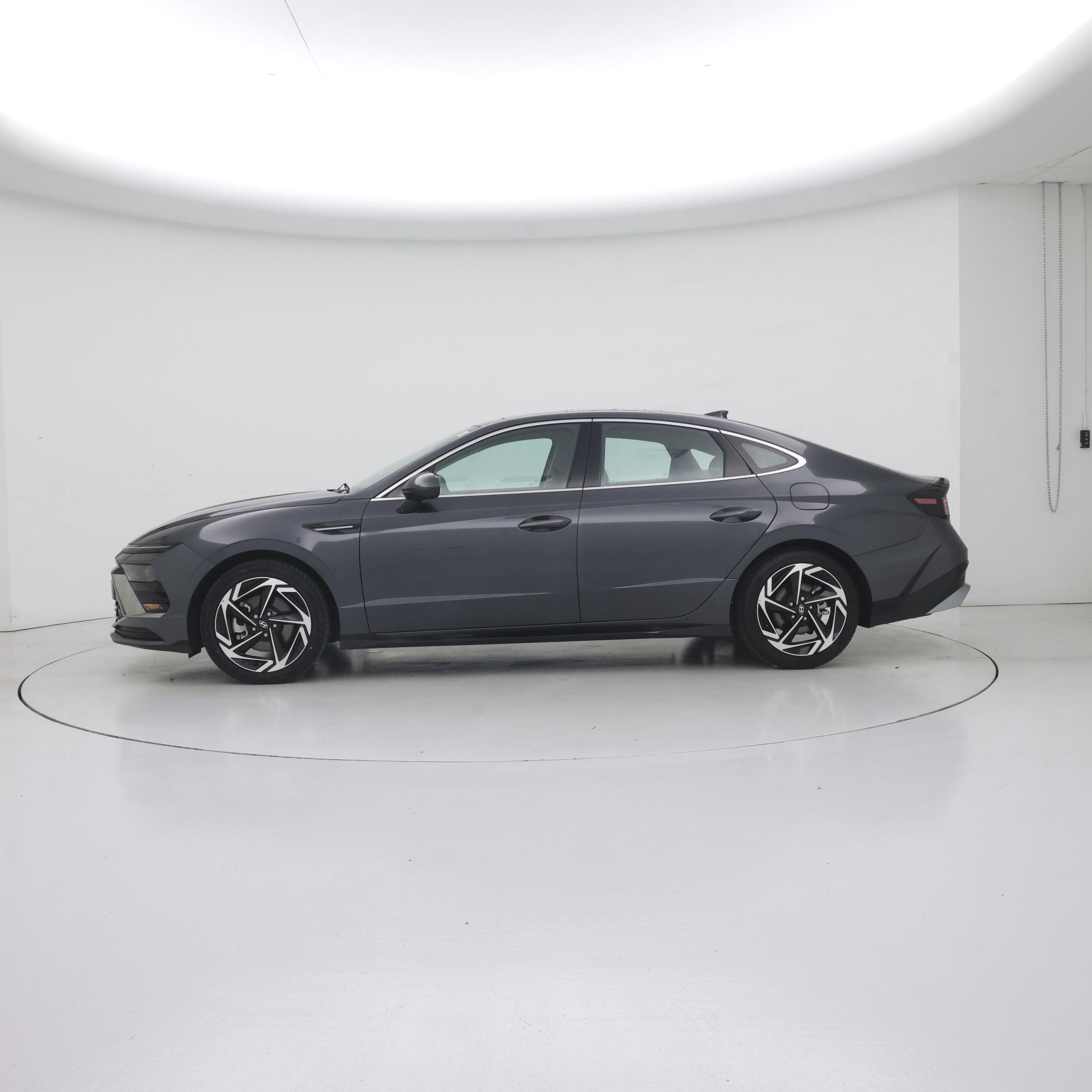 Thumbnail: 2024 Hyundai Sonata - 3