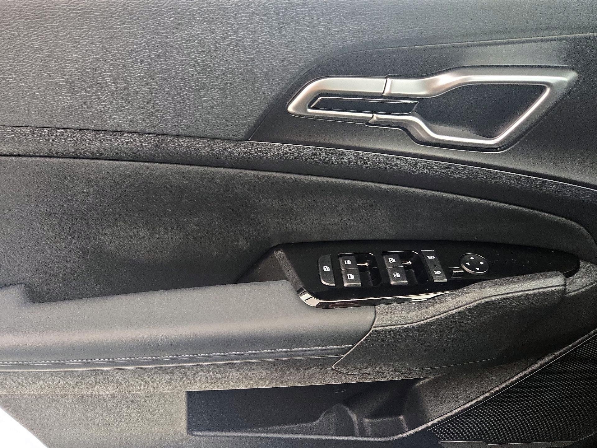 Thumbnail: 2024 Kia Sportage - 12