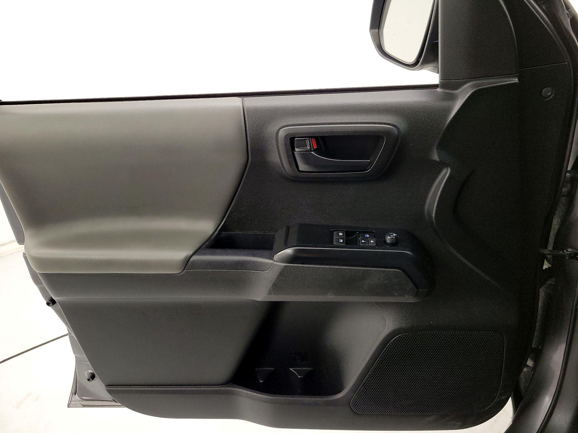 Thumbnail: 2023 Toyota Tacoma - 12