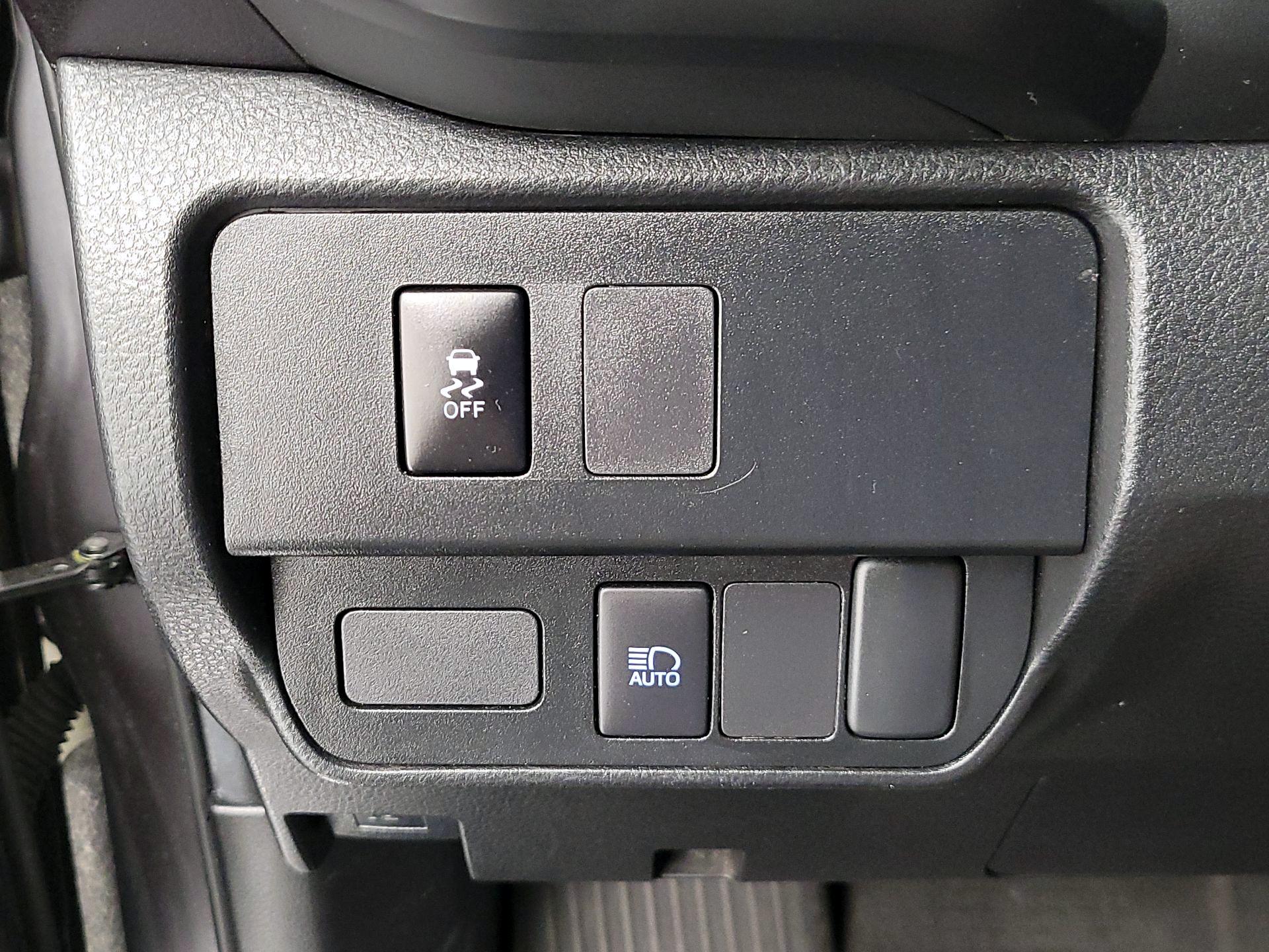 Thumbnail: 2023 Toyota Tacoma - 13