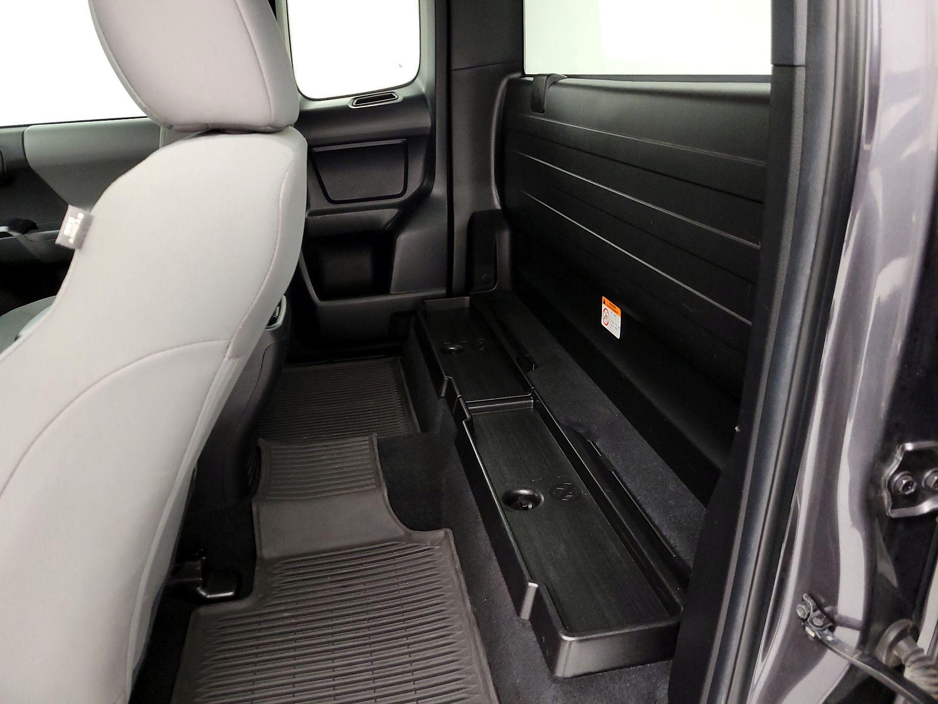 Thumbnail: 2023 Toyota Tacoma - 20