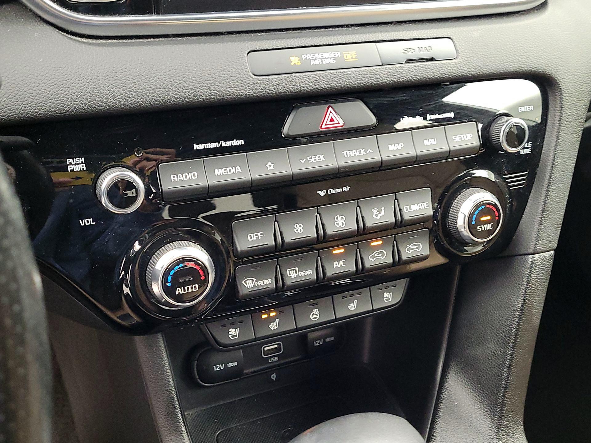 Thumbnail: 2022 Kia Sportage - 16