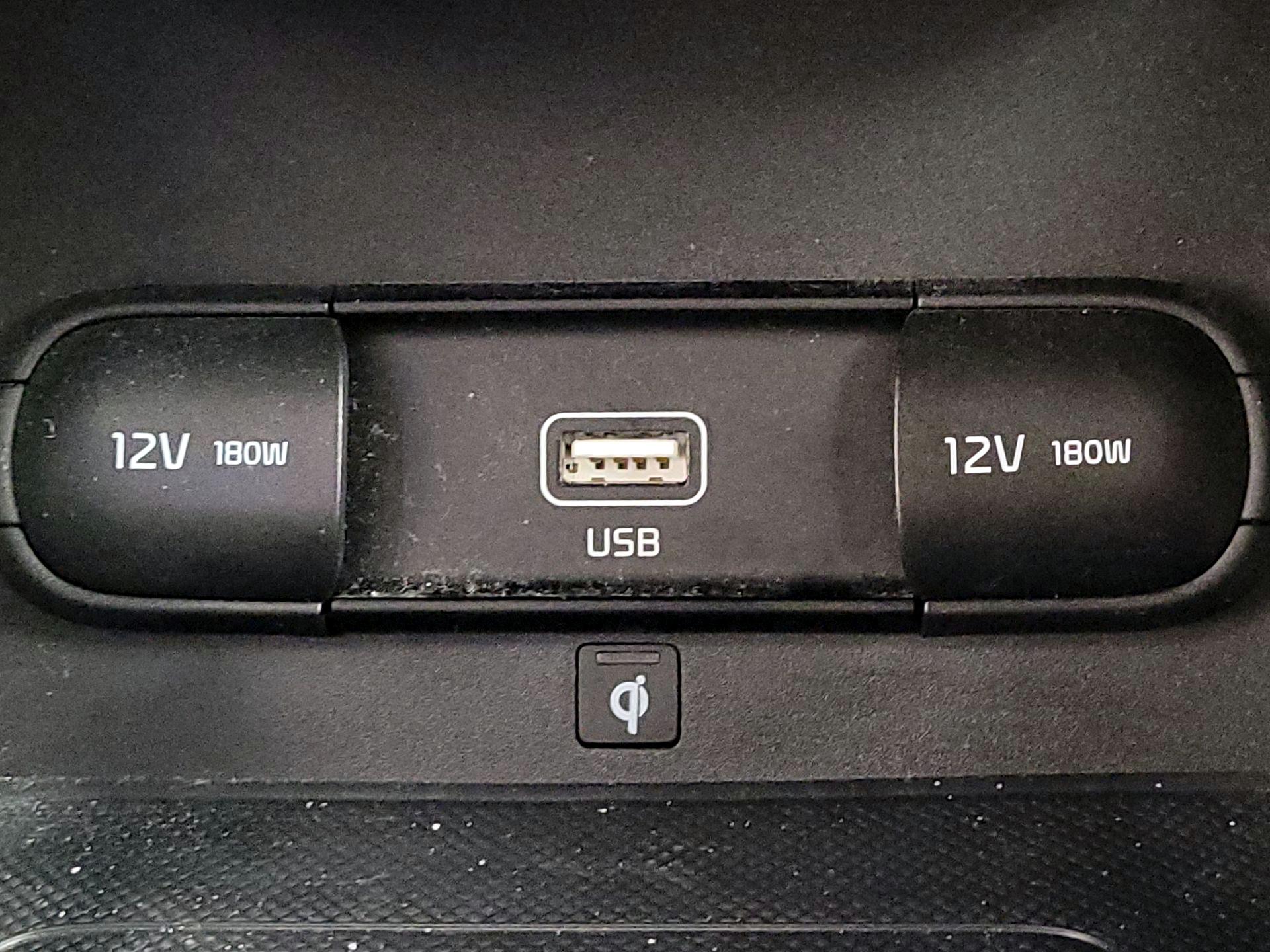 Thumbnail: 2022 Kia Sportage - 18