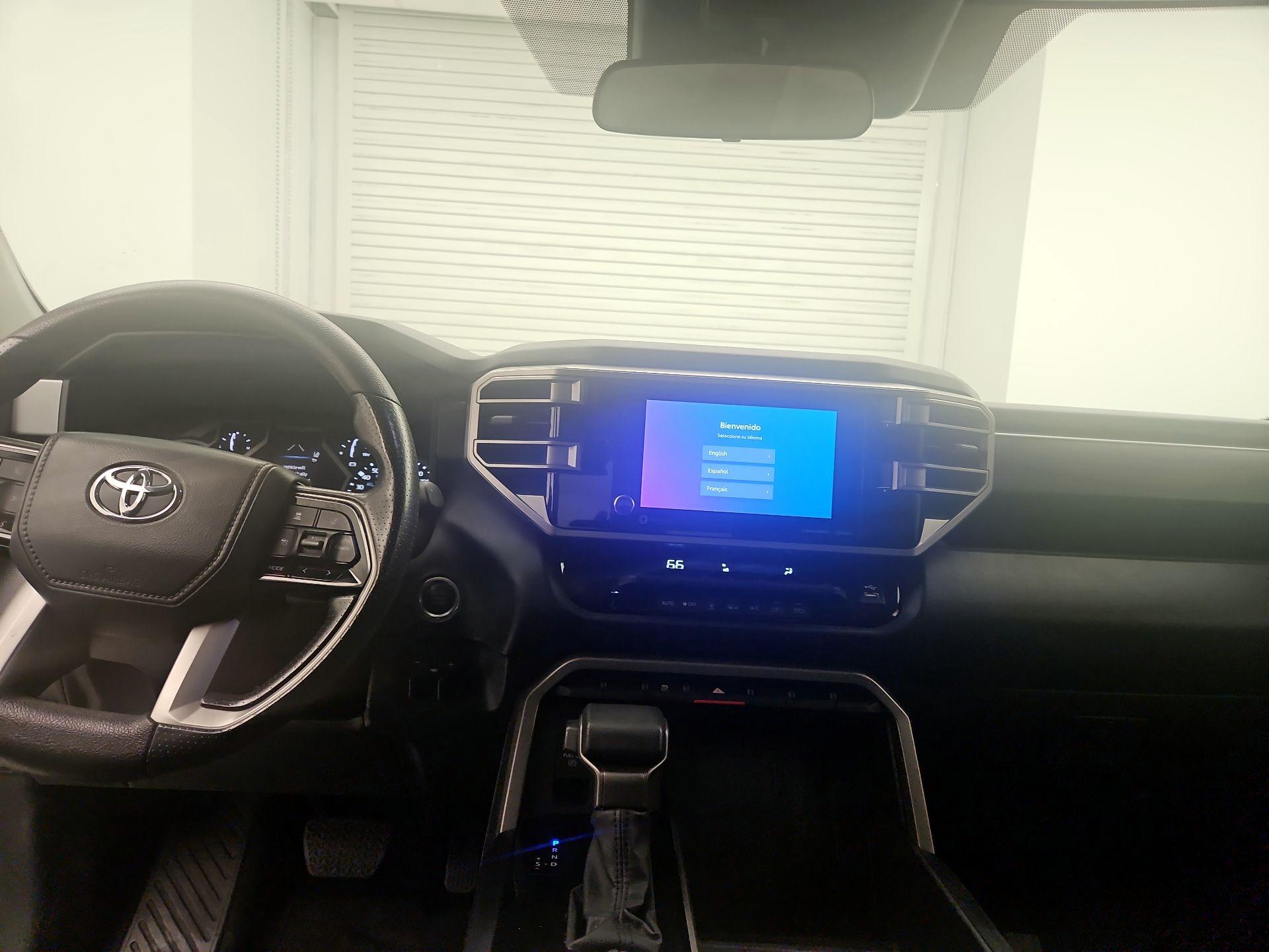 Thumbnail: 2022 Toyota Tundra - 9