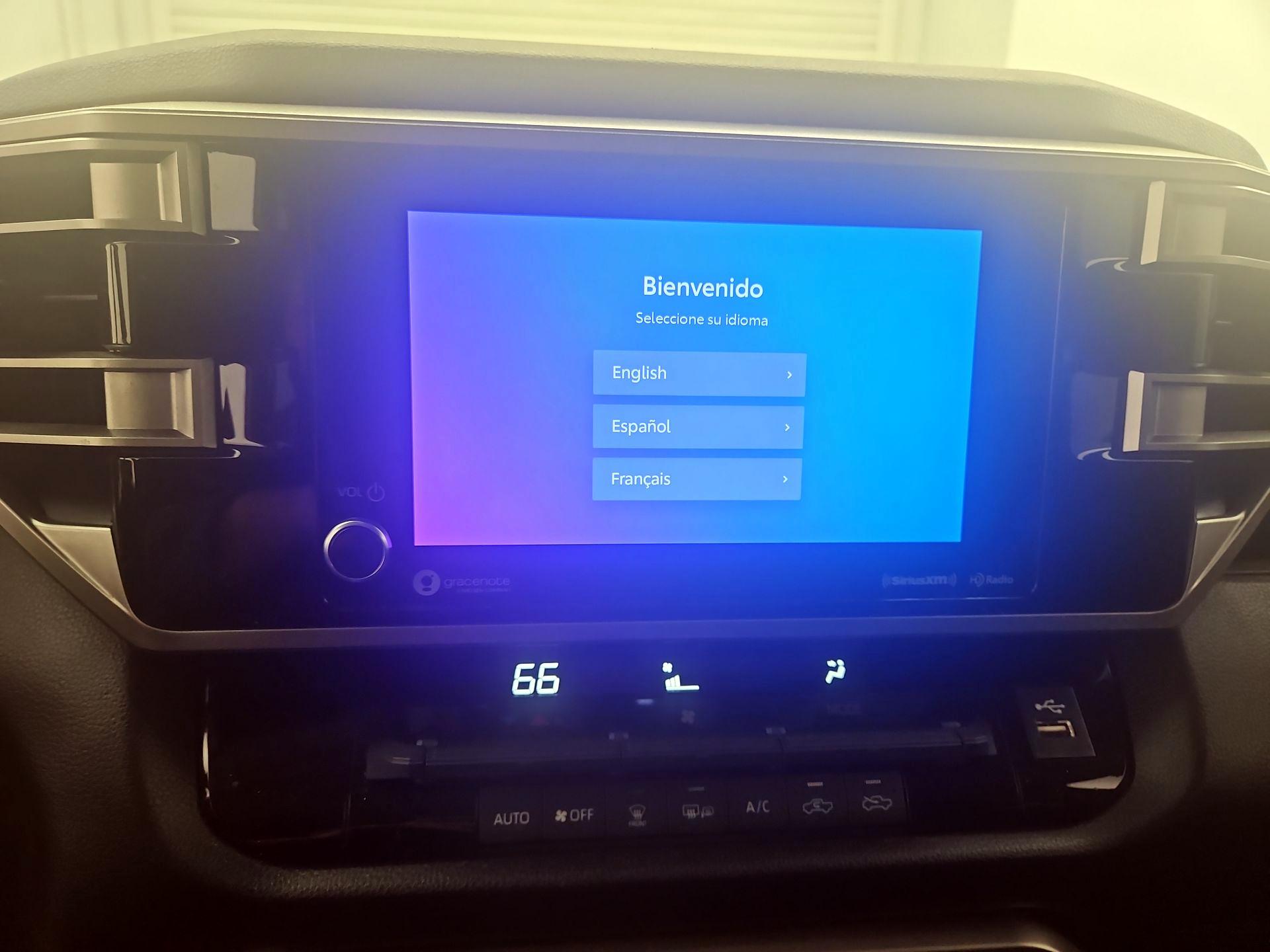 Thumbnail: 2022 Toyota Tundra - 15