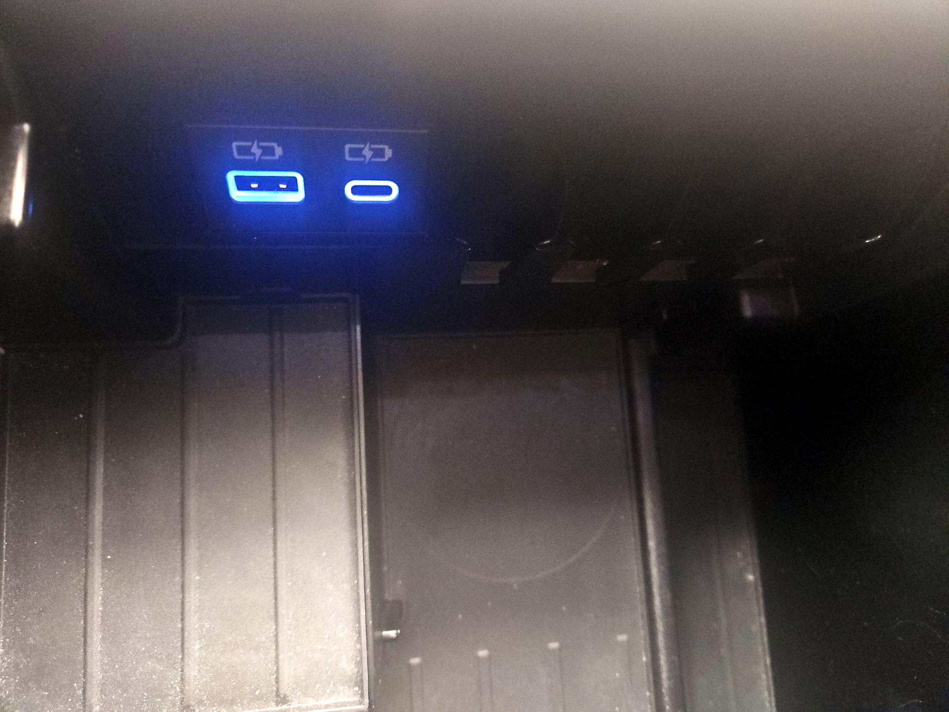 Thumbnail: 2022 Toyota Tundra - 18