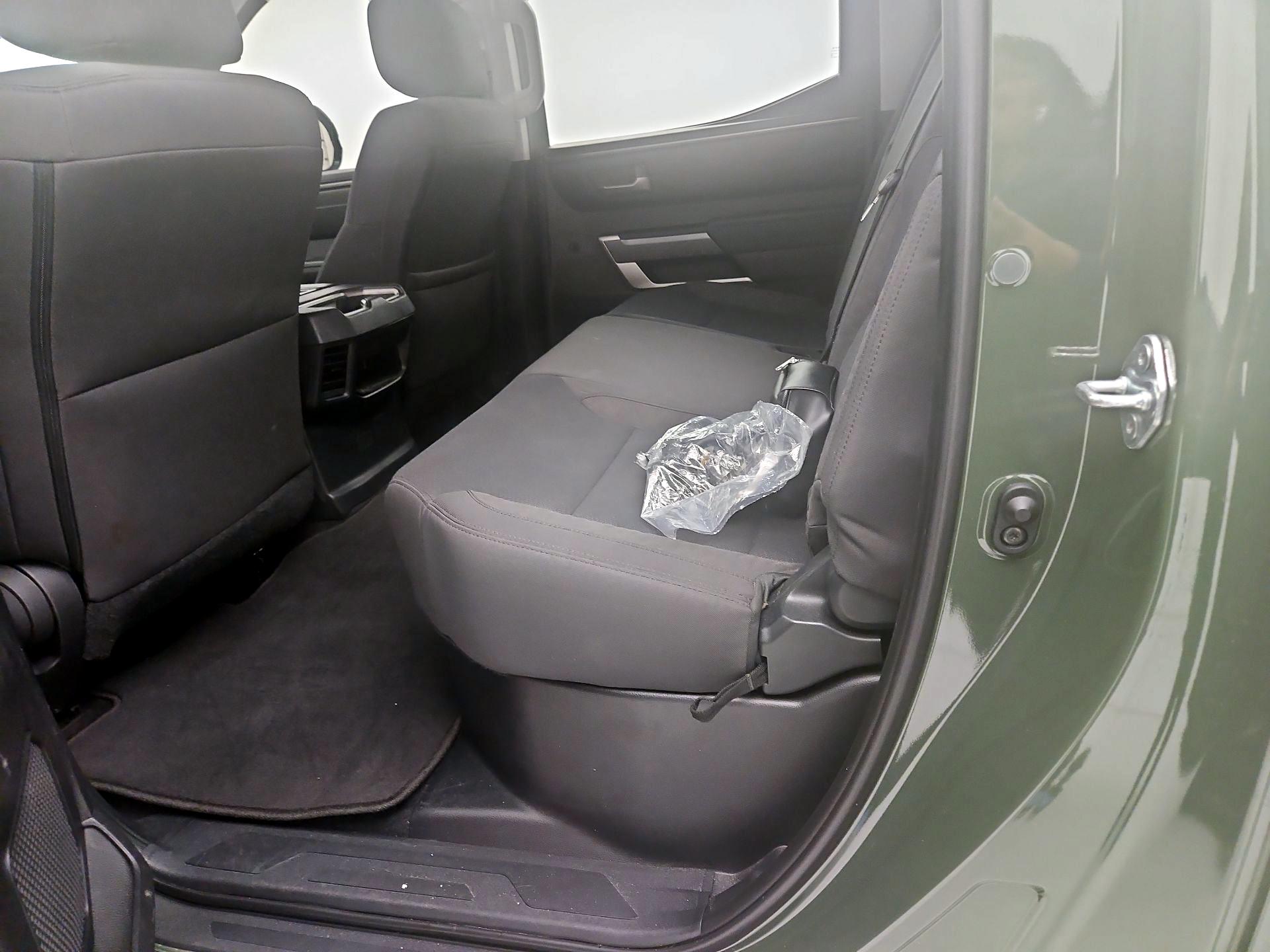 Thumbnail: 2022 Toyota Tundra - 19