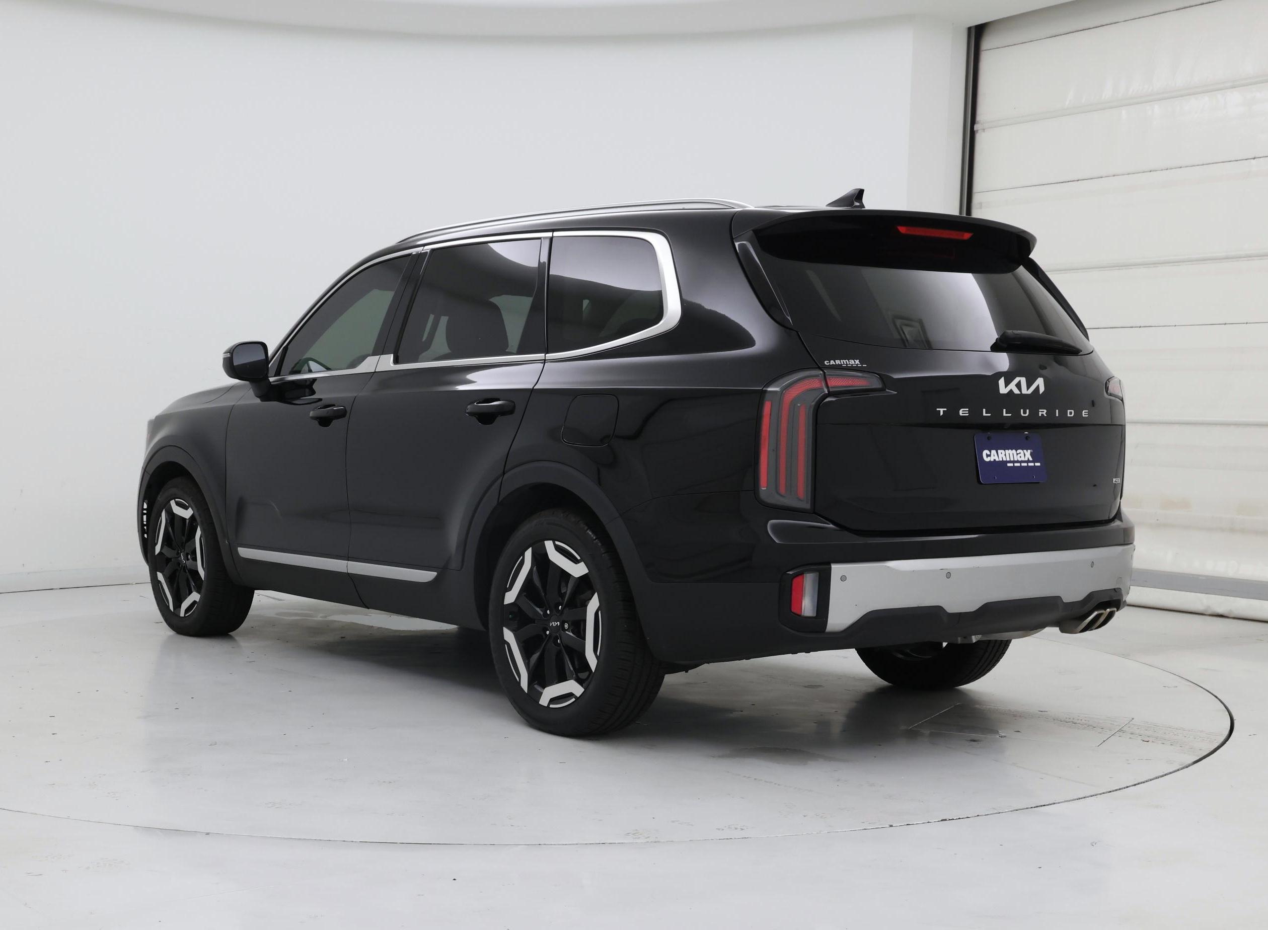 Thumbnail: 2023 Kia Telluride - 2