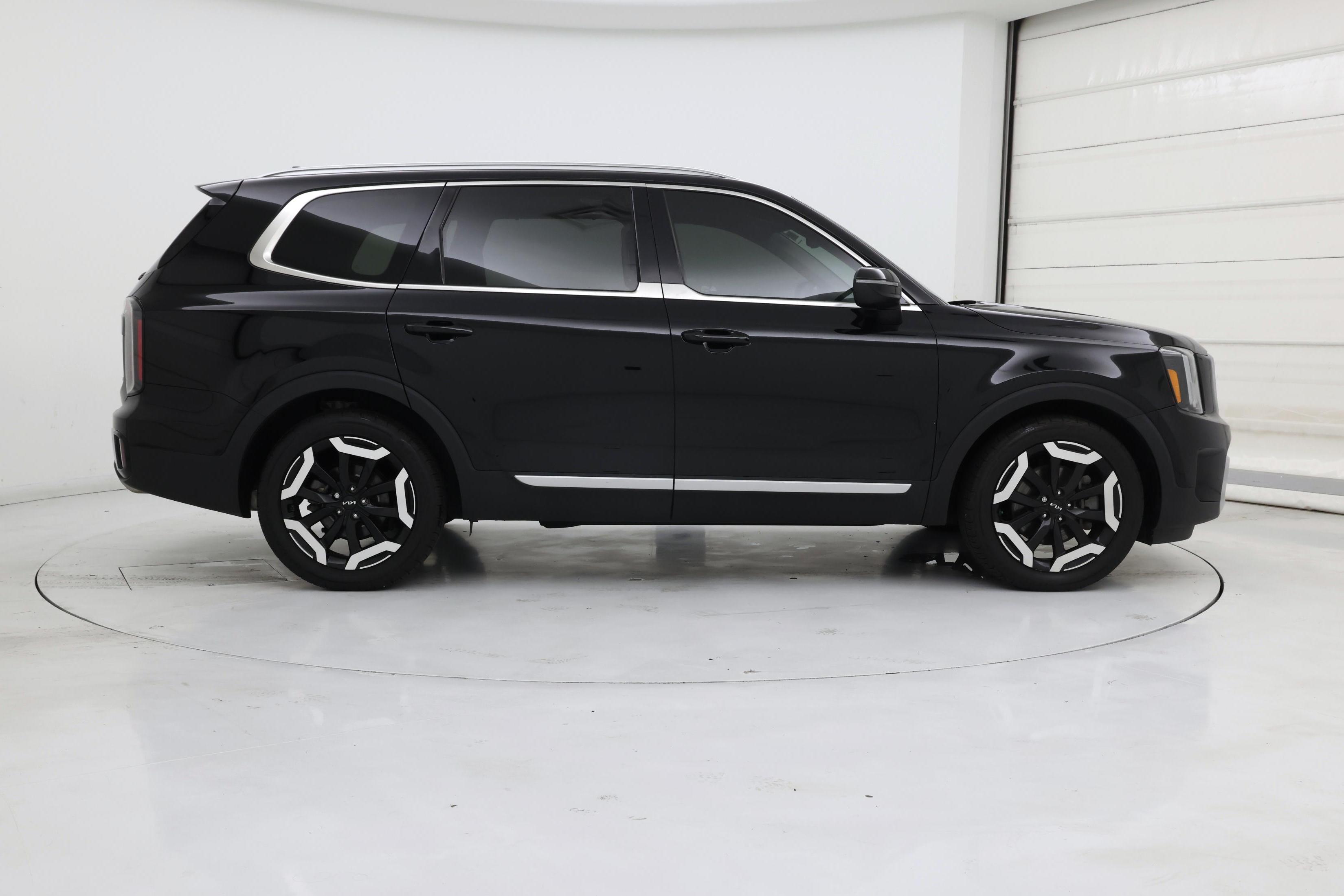 Thumbnail: 2023 Kia Telluride - 7