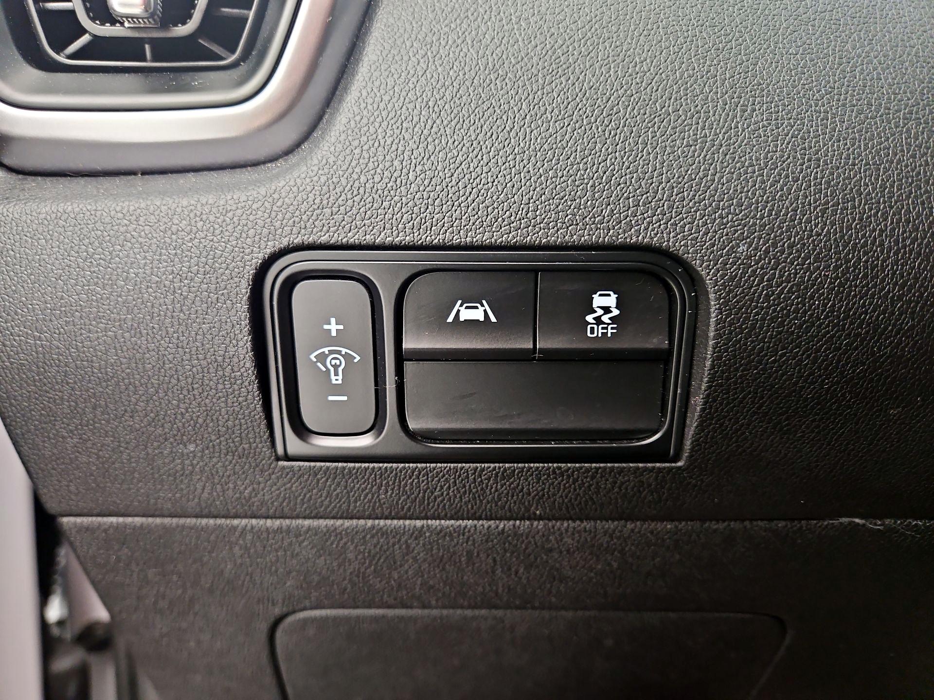 Thumbnail: 2023 Kia Sorento - 13