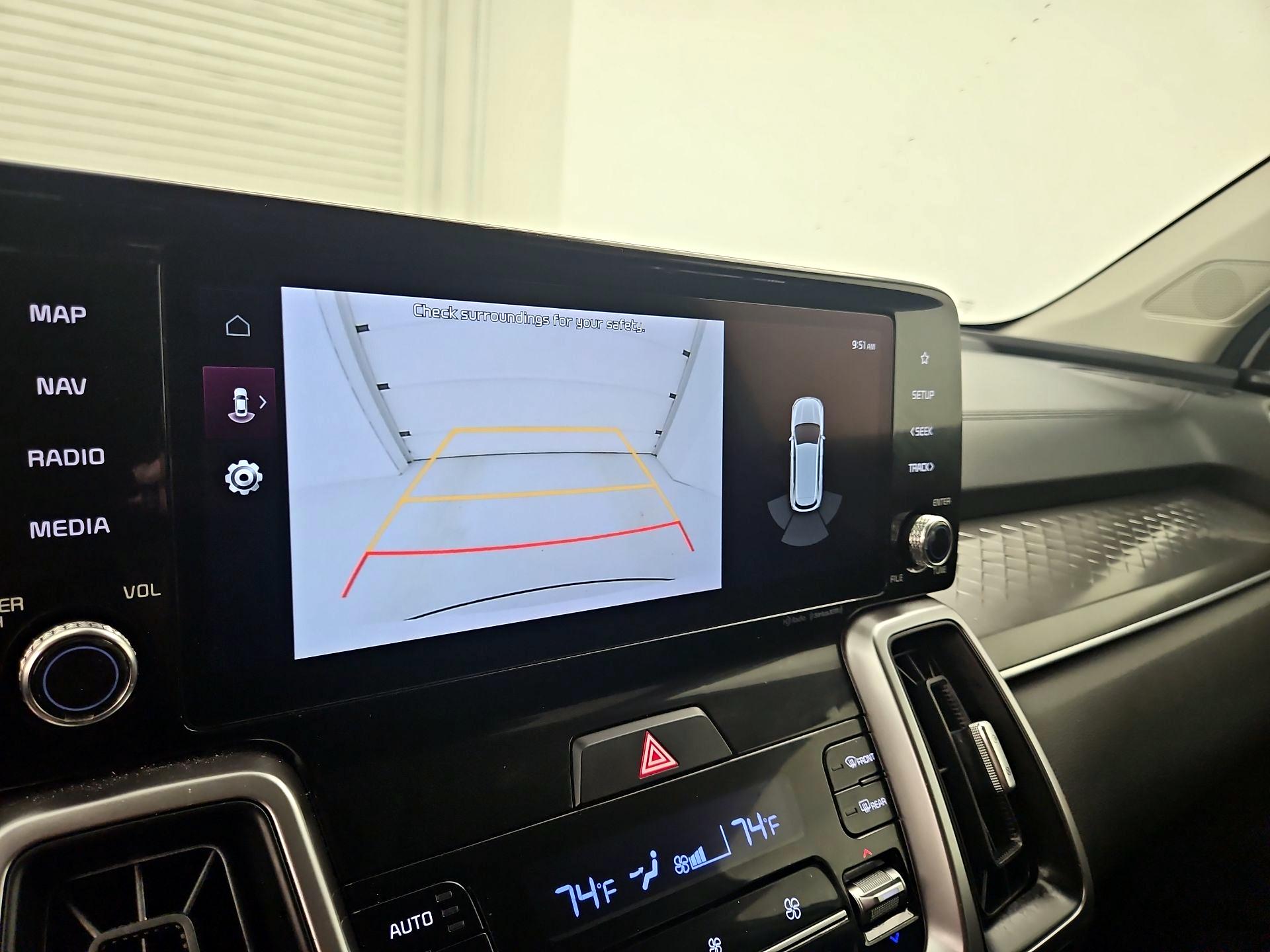 Thumbnail: 2023 Kia Sorento - 15