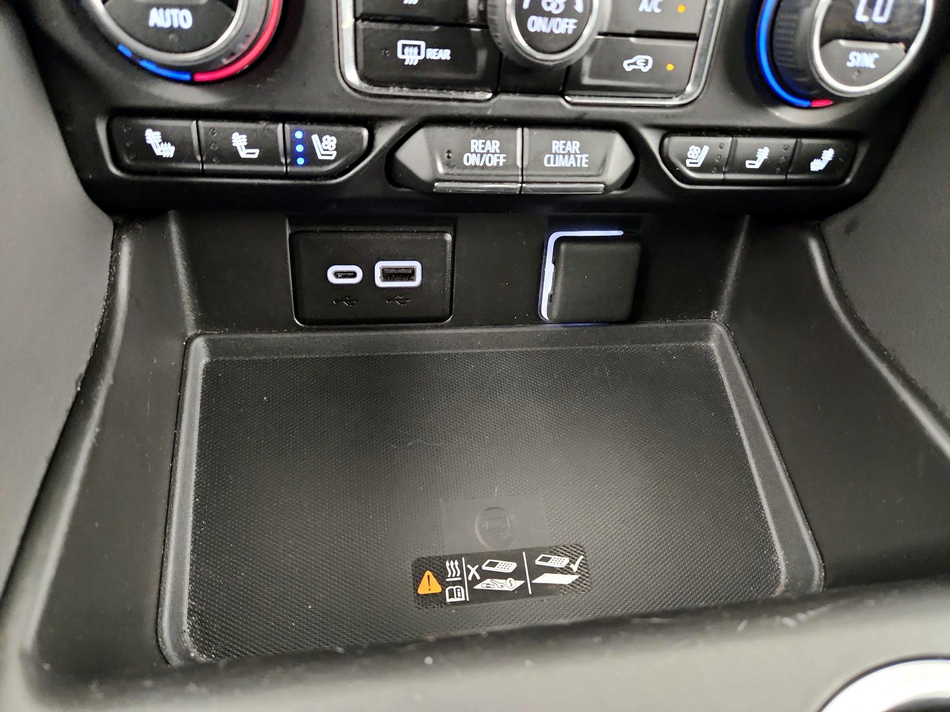 Thumbnail: 2023 Chevrolet Suburban - 16