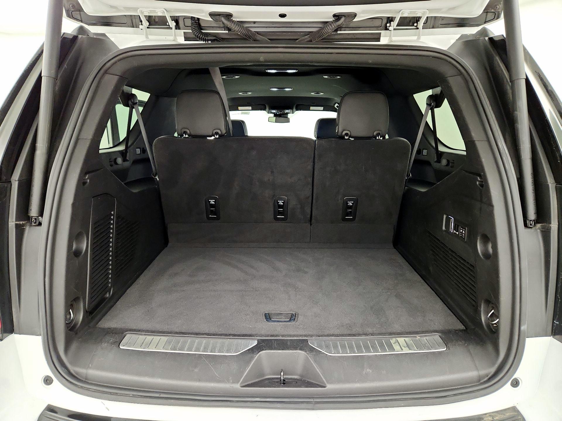 Thumbnail: 2023 Chevrolet Suburban - 19