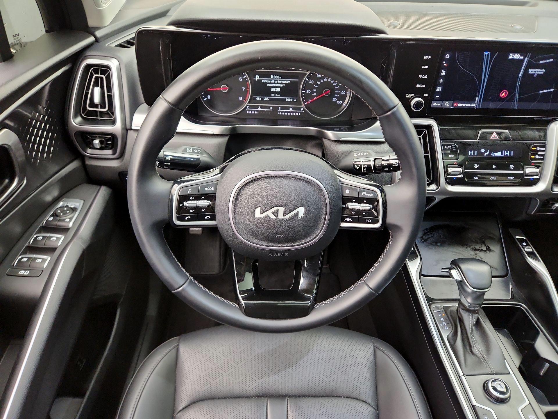 Thumbnail: 2023 Kia Sorento - 10