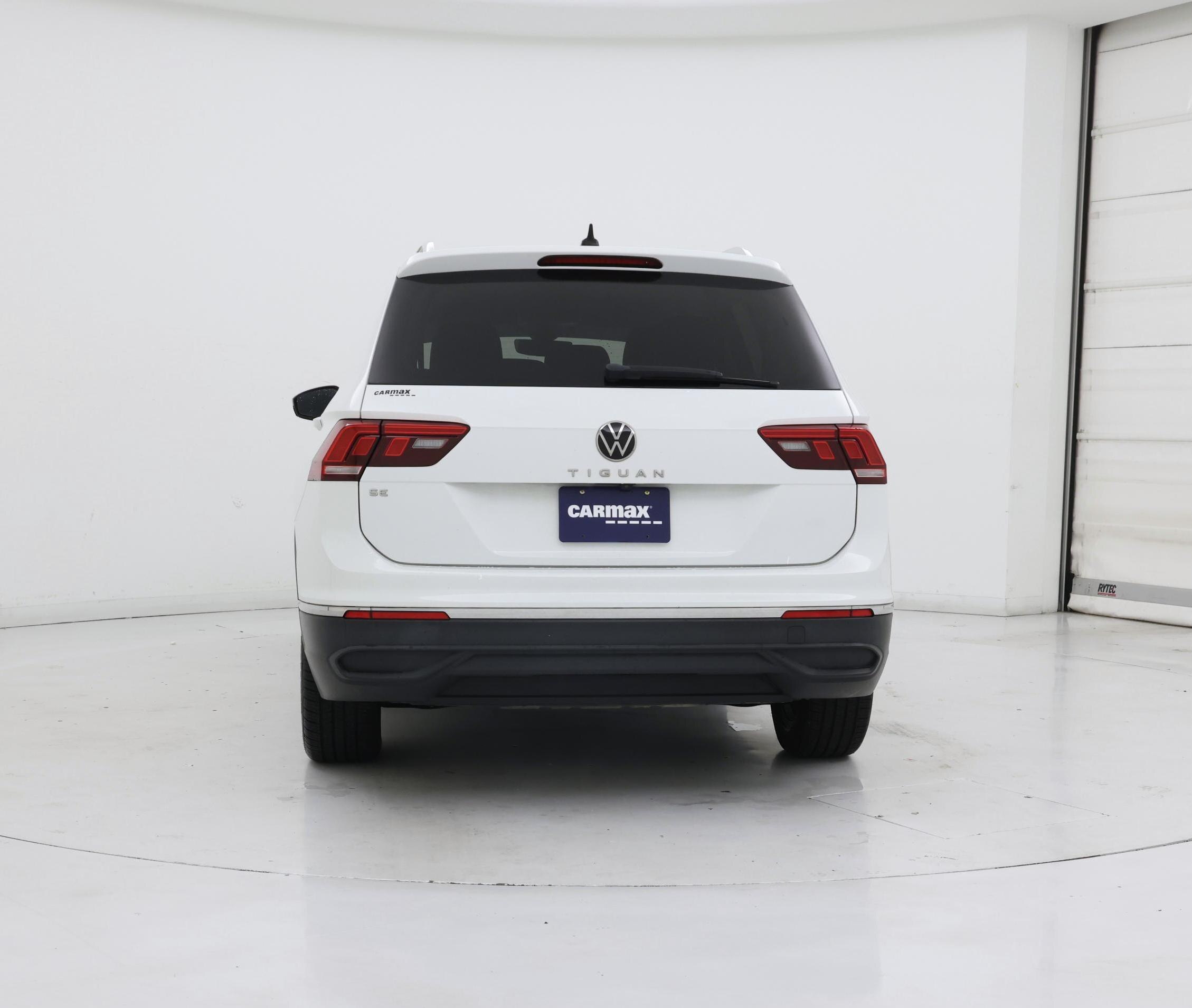 Thumbnail: 2022 Volkswagen Tiguan - 6