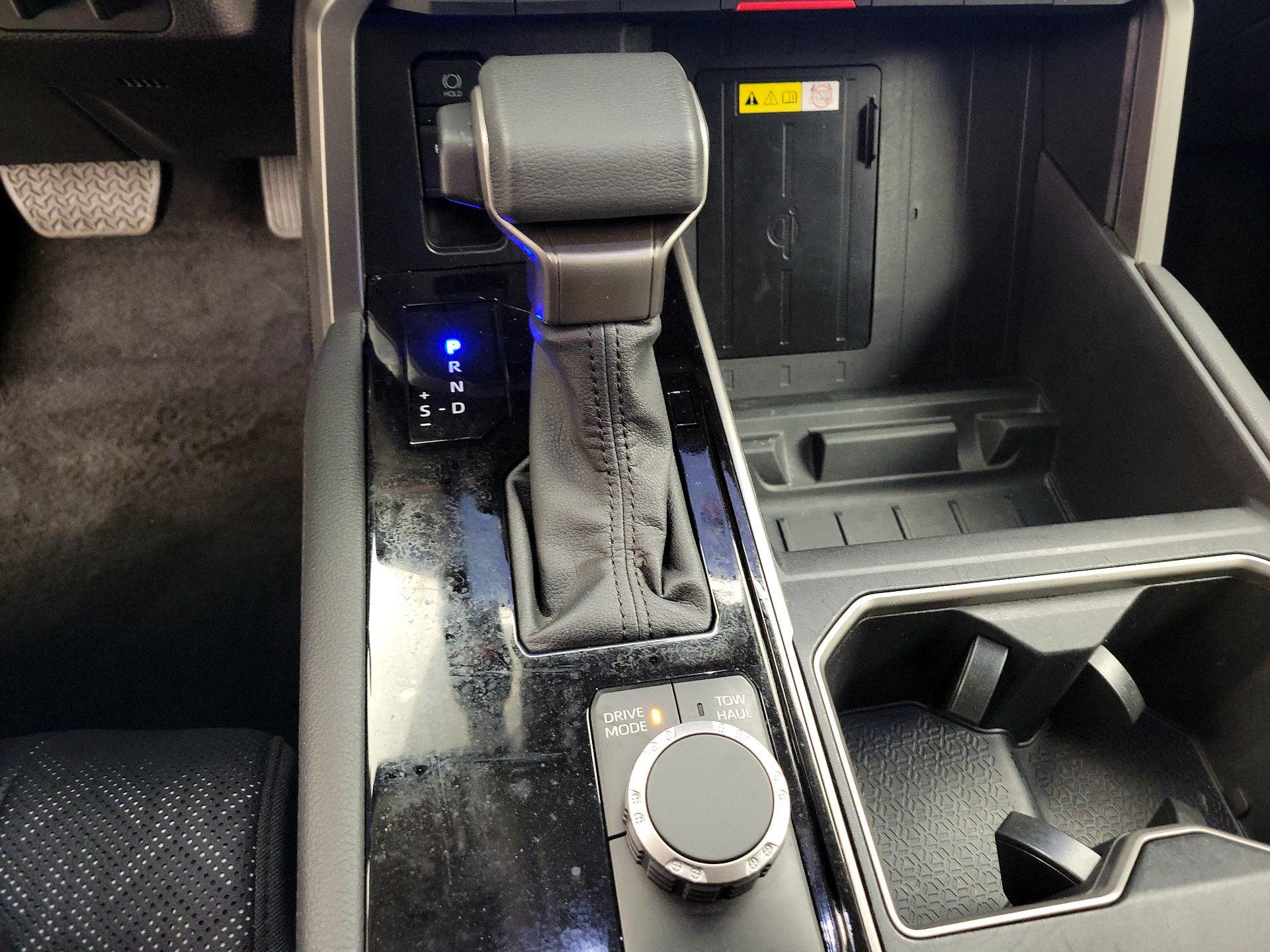 Thumbnail: 2023 Toyota Tundra - 17