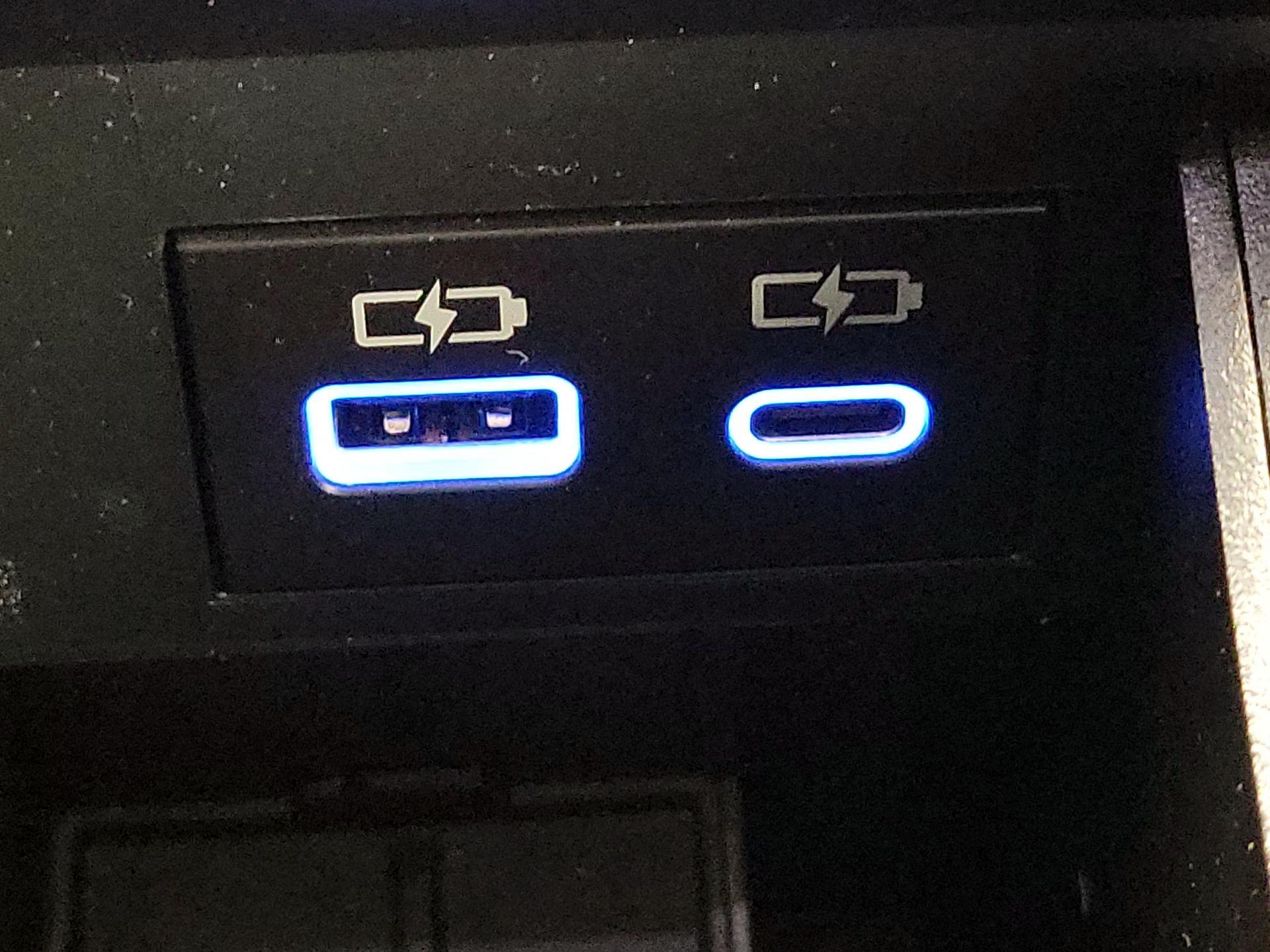 Thumbnail: 2023 Toyota Tundra - 18