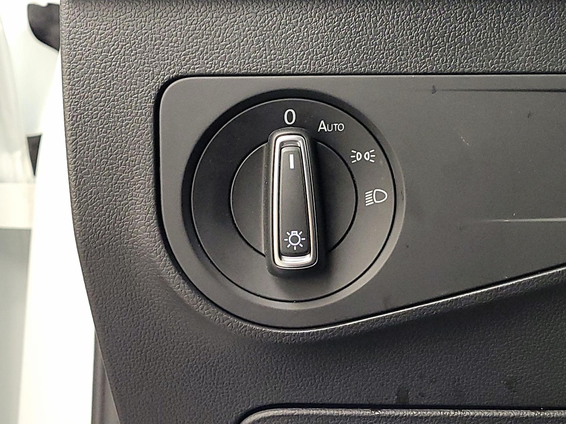 Thumbnail: 2024 Volkswagen Tiguan - 13