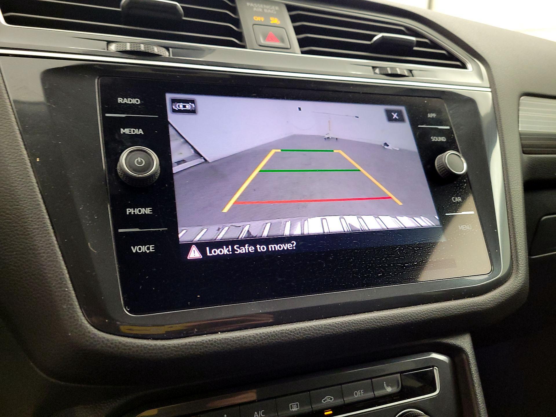 Thumbnail: 2024 Volkswagen Tiguan - 14