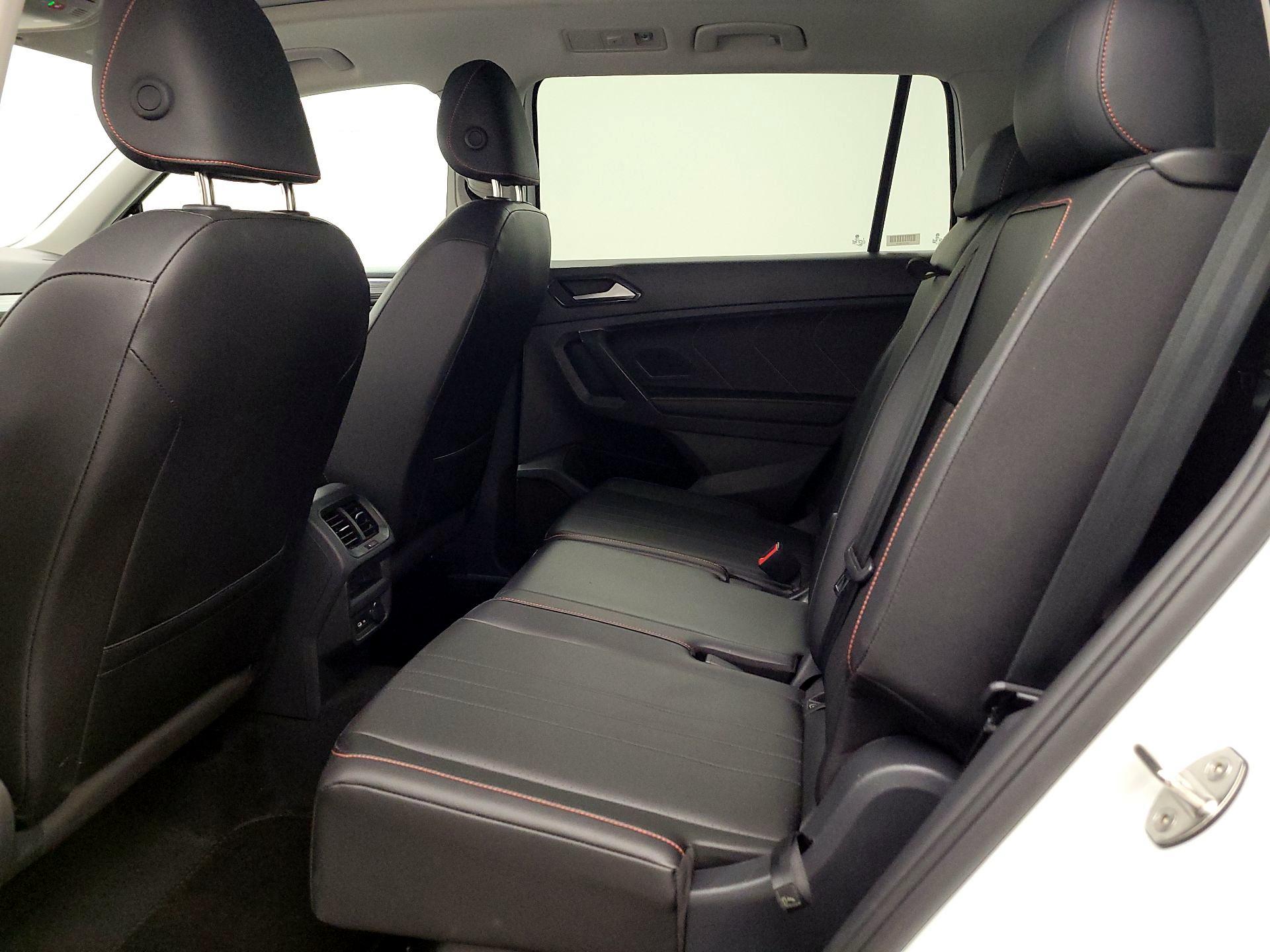 Thumbnail: 2024 Volkswagen Tiguan - 19