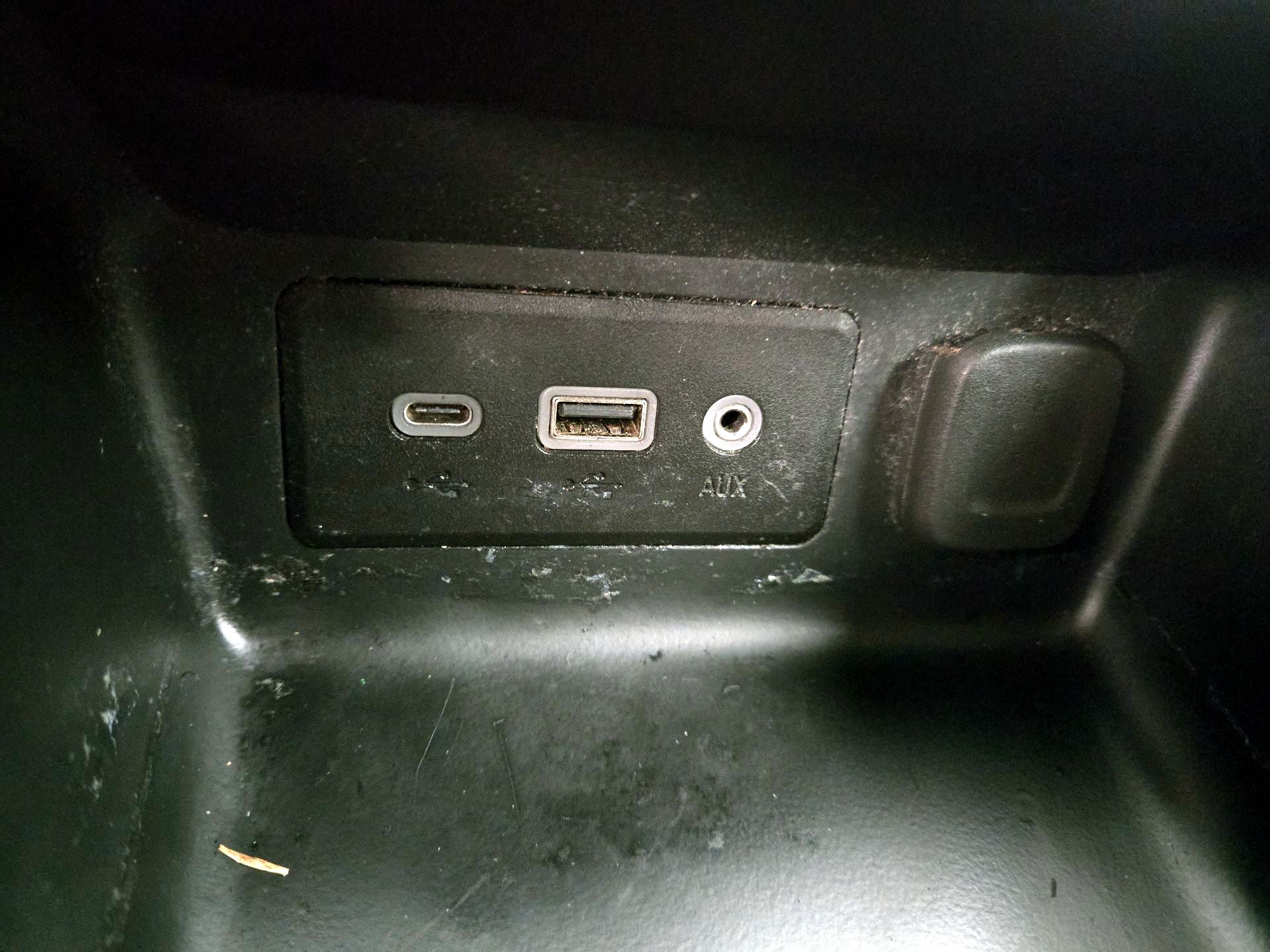 Thumbnail: 2020 GMC Terrain - 18